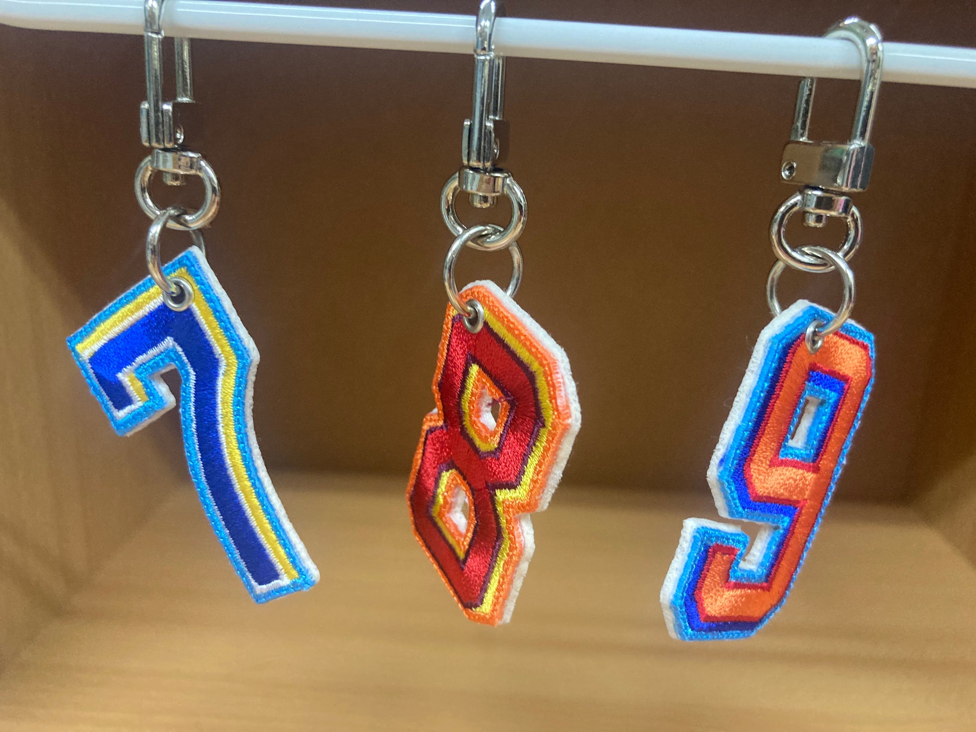 Tiny Treasures Seoul - Embroidered Number 8 Keychain 7