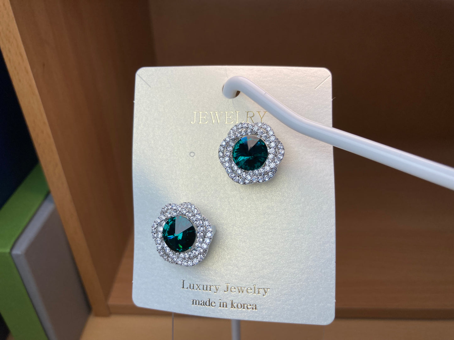 Tiny Treasures Seoul - Emerald Swarovski Crystal Floral Brooch Set (2 Pieces)