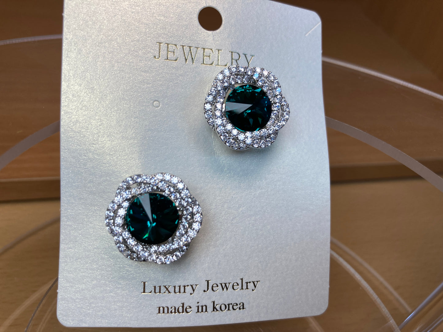 Tiny Treasures Seoul - Emerald Swarovski Crystal Floral Brooch Set (2 Pieces)