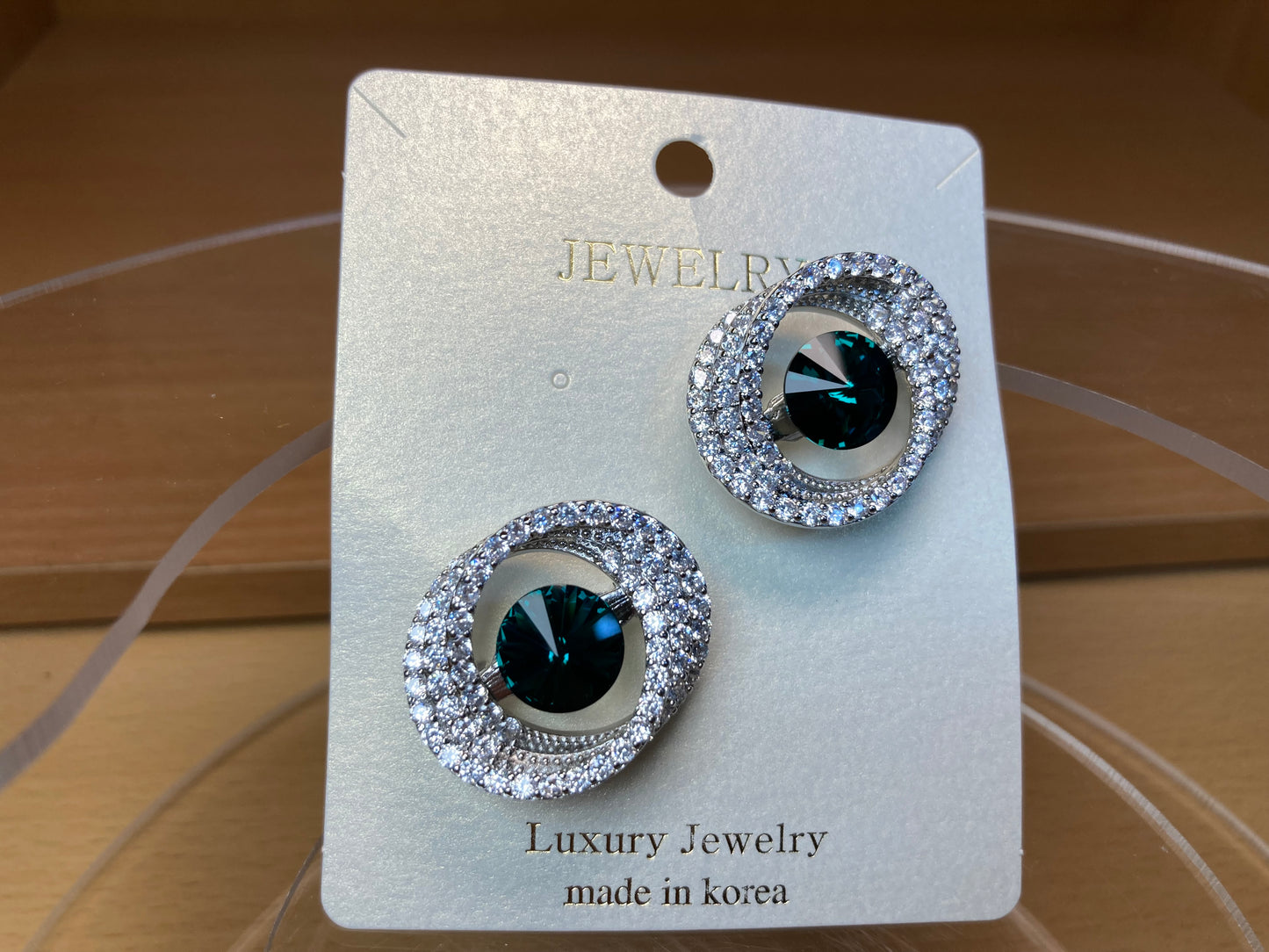 Tiny Treasures Seoul - Emerald Swarovski Crystal Oval Brooch Set (2 Pieces)