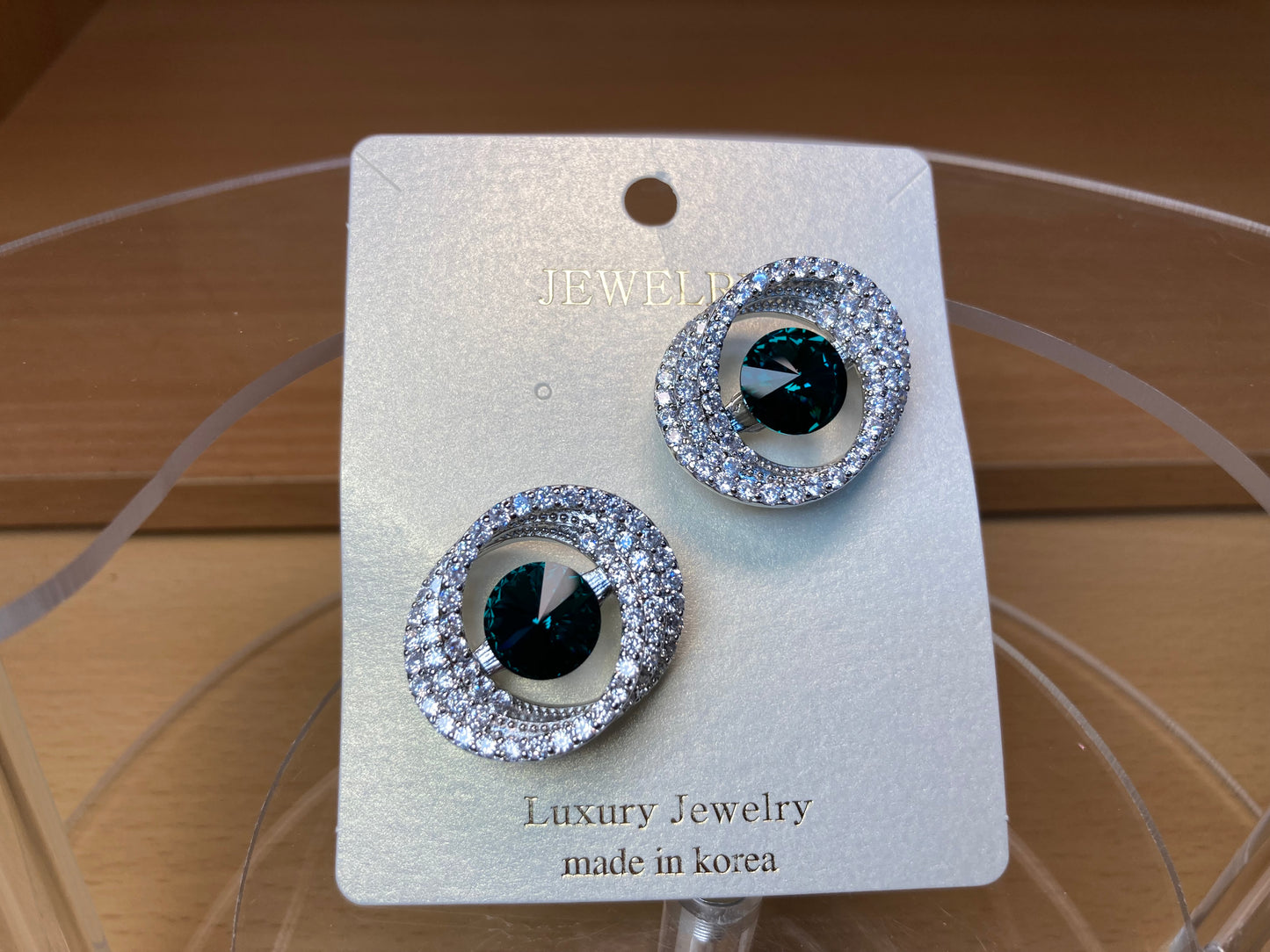 Tiny Treasures Seoul - Emerald Swarovski Crystal Oval Brooch Set (2 Pieces)