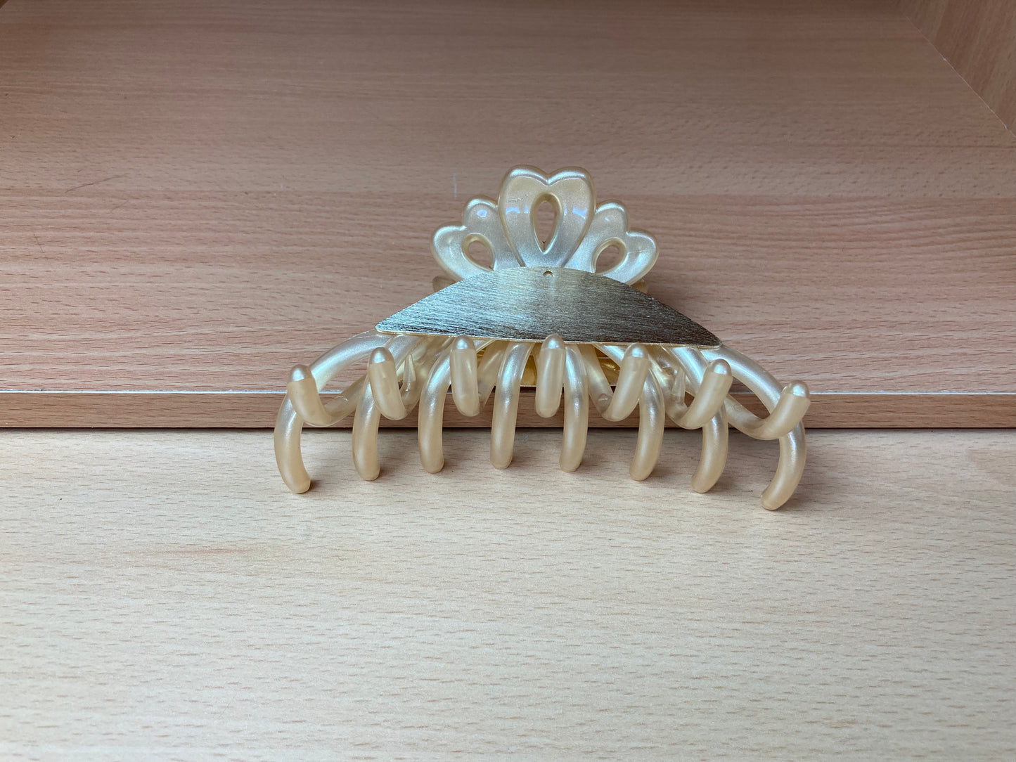 Gold Bloom Arch Hair Claw