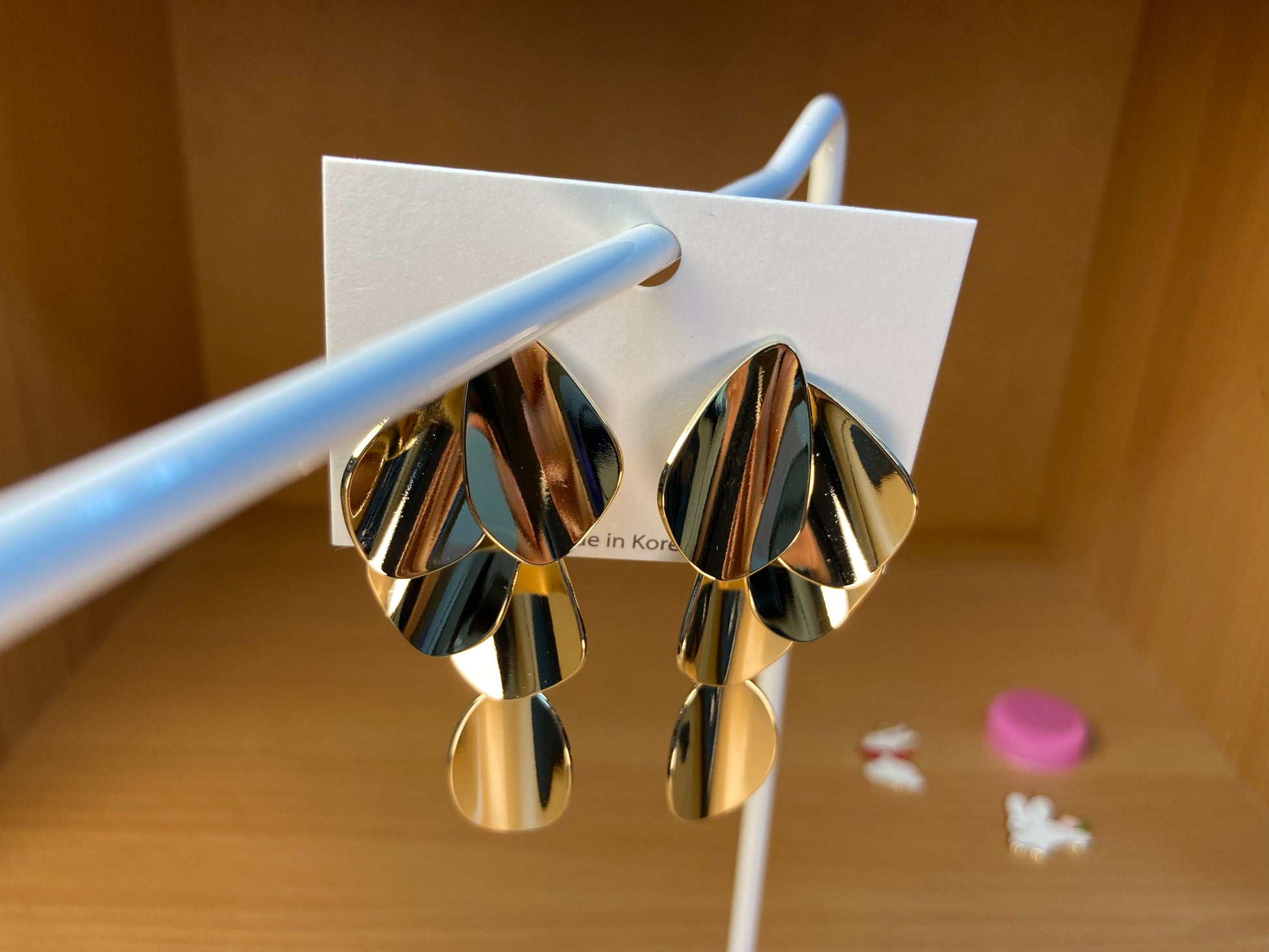 Tiny Treasures Seoul - Gold High-Polish Cascading Petal Earrings