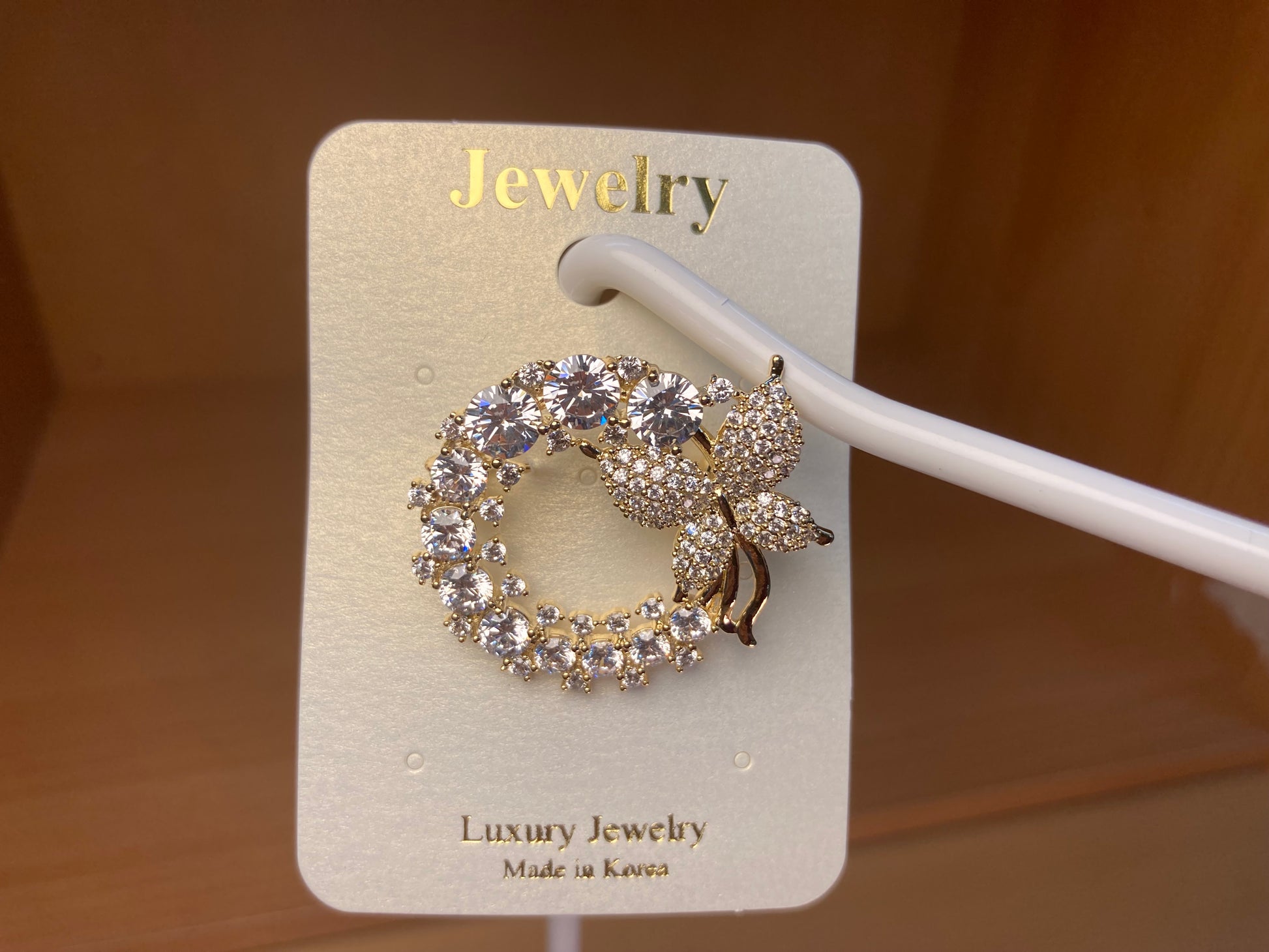 Tiny Treasures Seoul - Gold Tone Butterfly Crystal Wreath Brooch