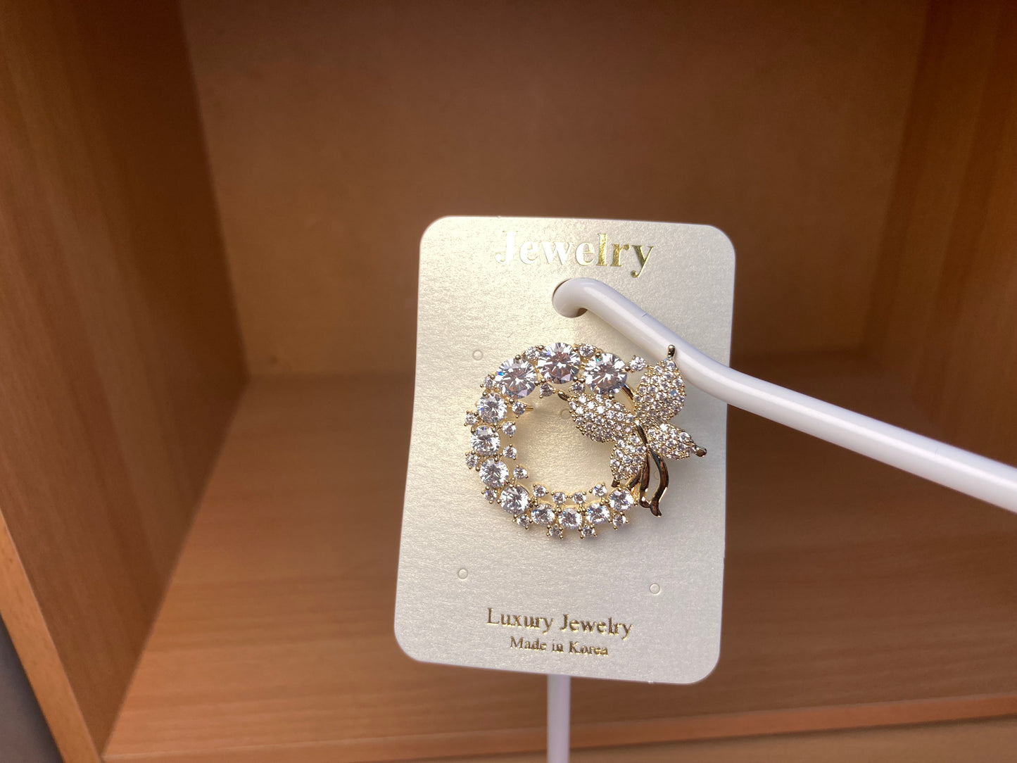 Tiny Treasures Seoul - Gold Tone Butterfly Crystal Wreath Brooch