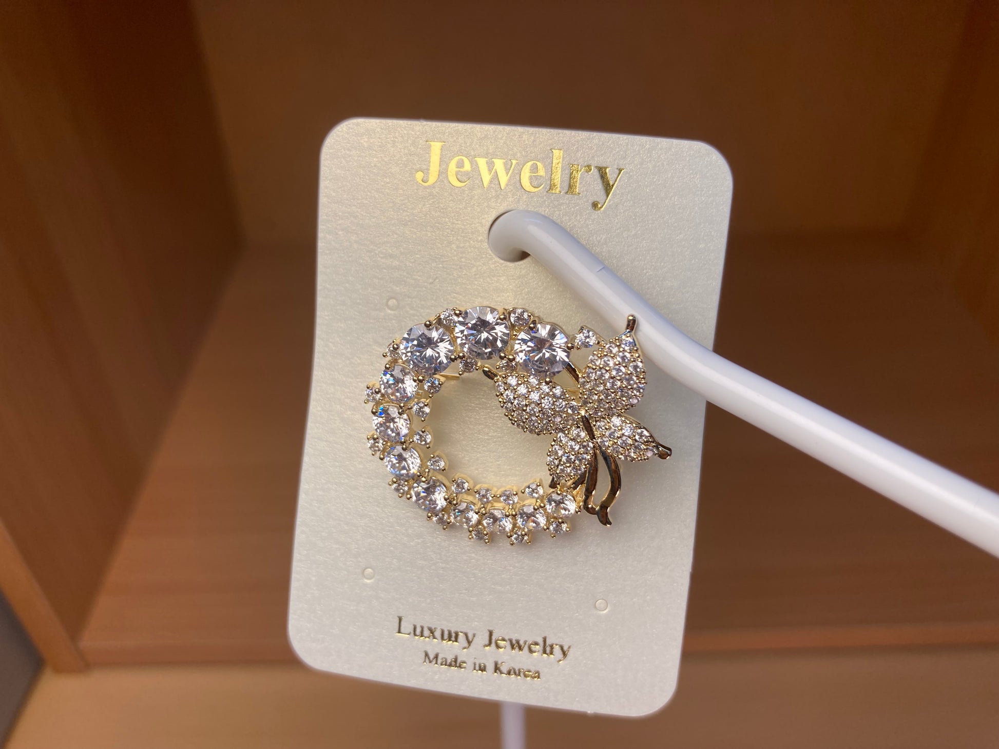 Tiny Treasures Seoul - Gold Tone Butterfly Crystal Wreath Brooch