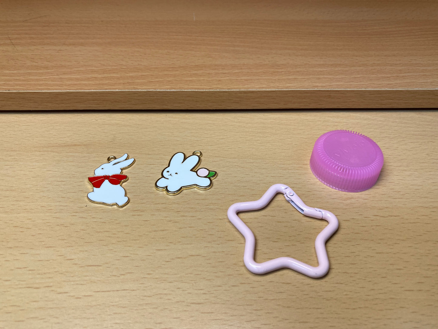 Tiny Treasures Seoul - Light Pink Star Shape Holder Key Ring