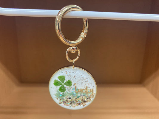 Tiny Treasures Seoul - Lucky Clover Glitter Bag Charm 
