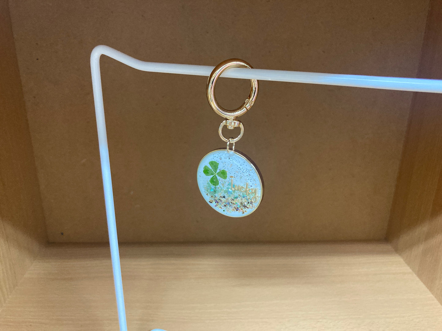 Tiny Treasures Seoul - Lucky Clover Glitter Bag Charm 10