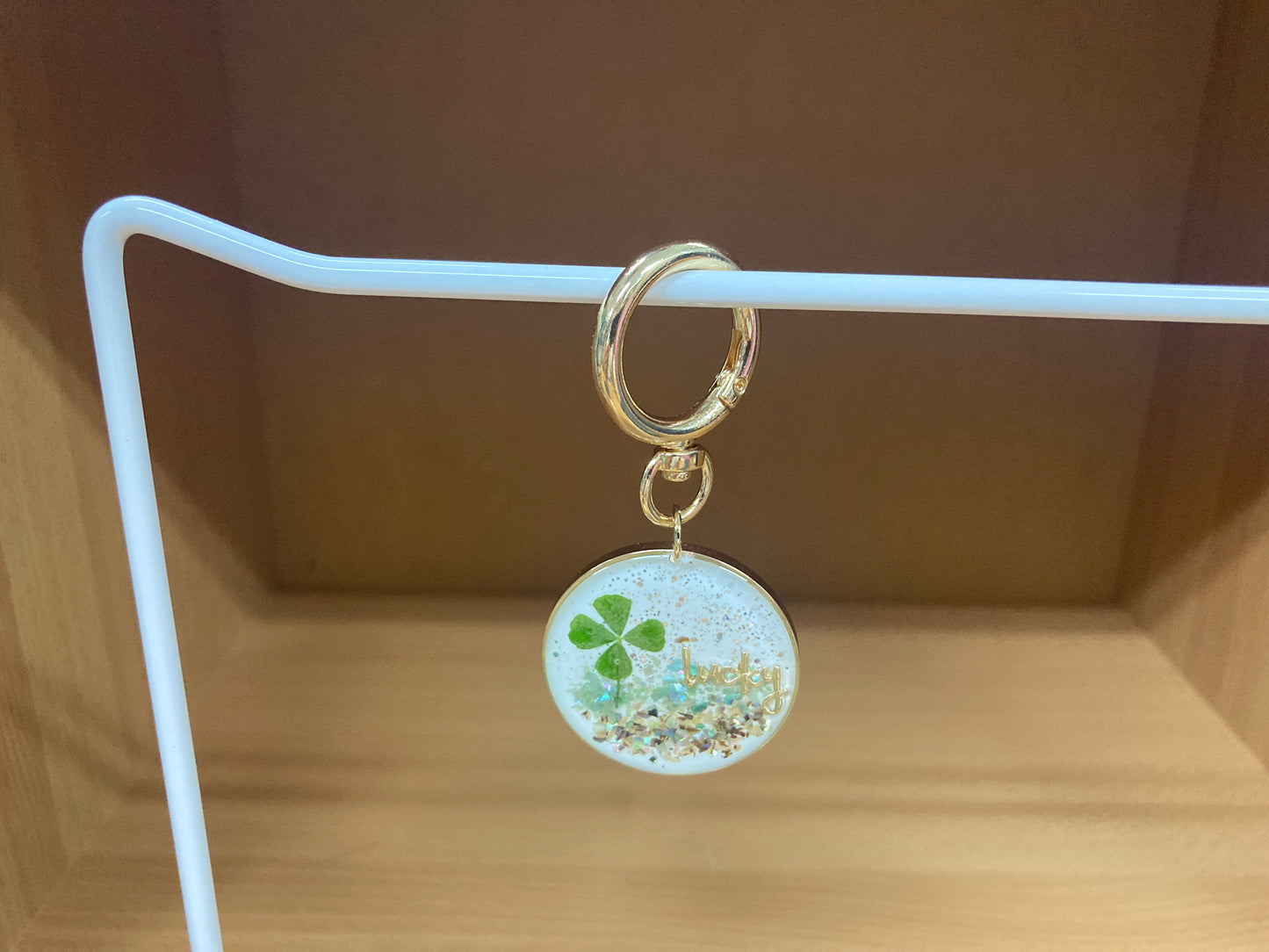 Tiny Treasures Seoul - Lucky Clover Glitter Bag Charm 2