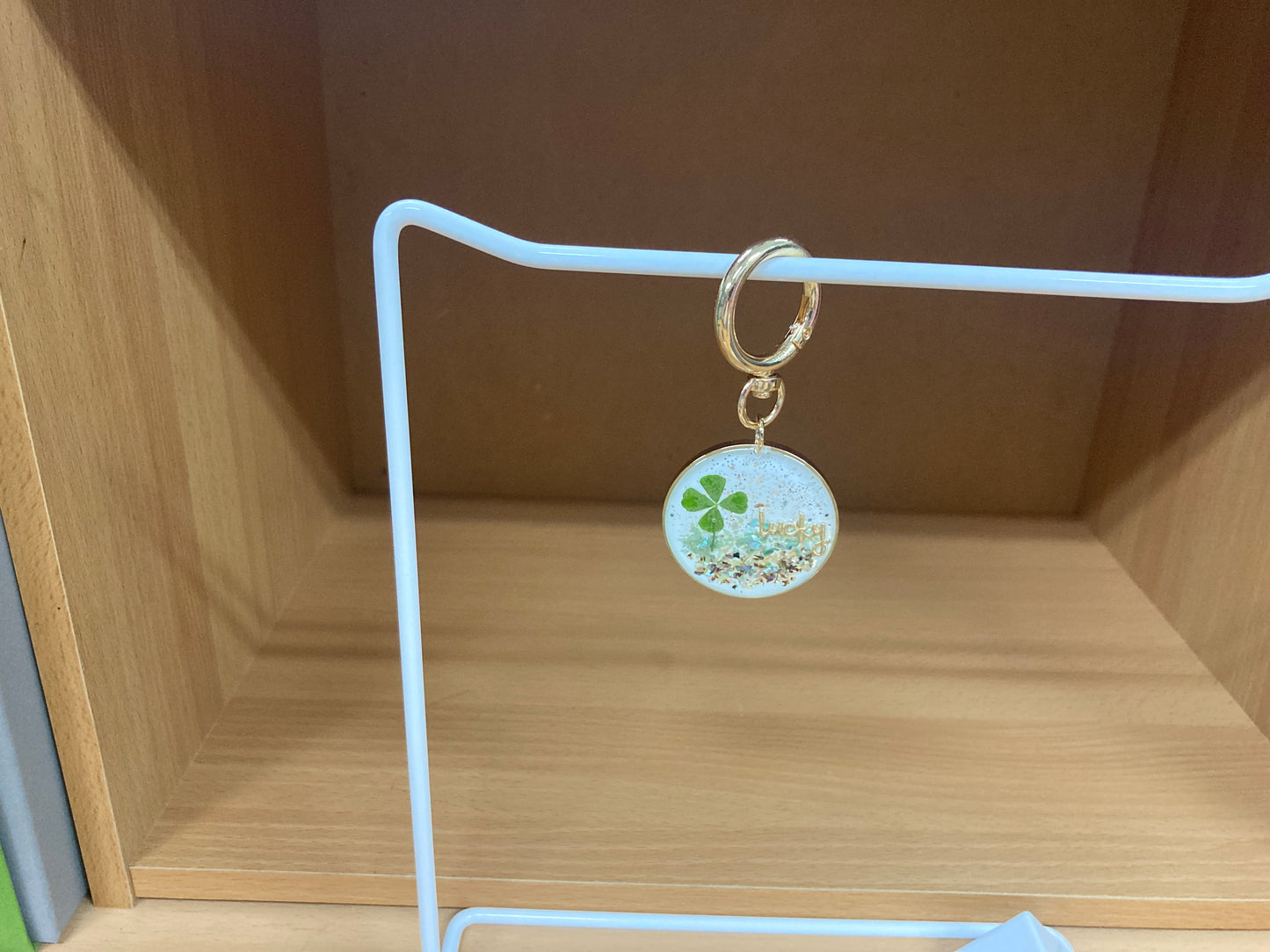 Tiny Treasures Seoul - Lucky Clover Glitter Bag Charm 3