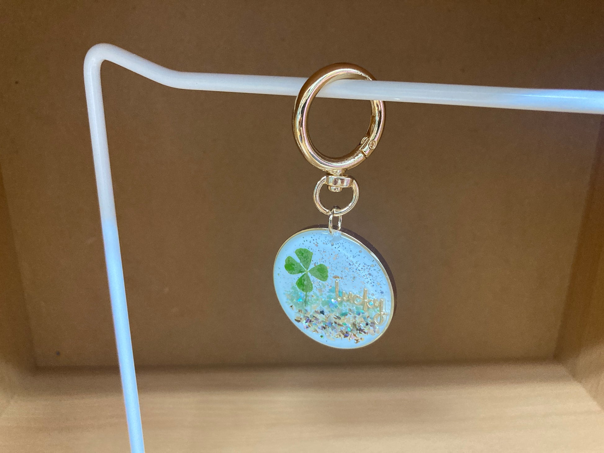 Tiny Treasures Seoul - Lucky Clover Glitter Bag Charm 9