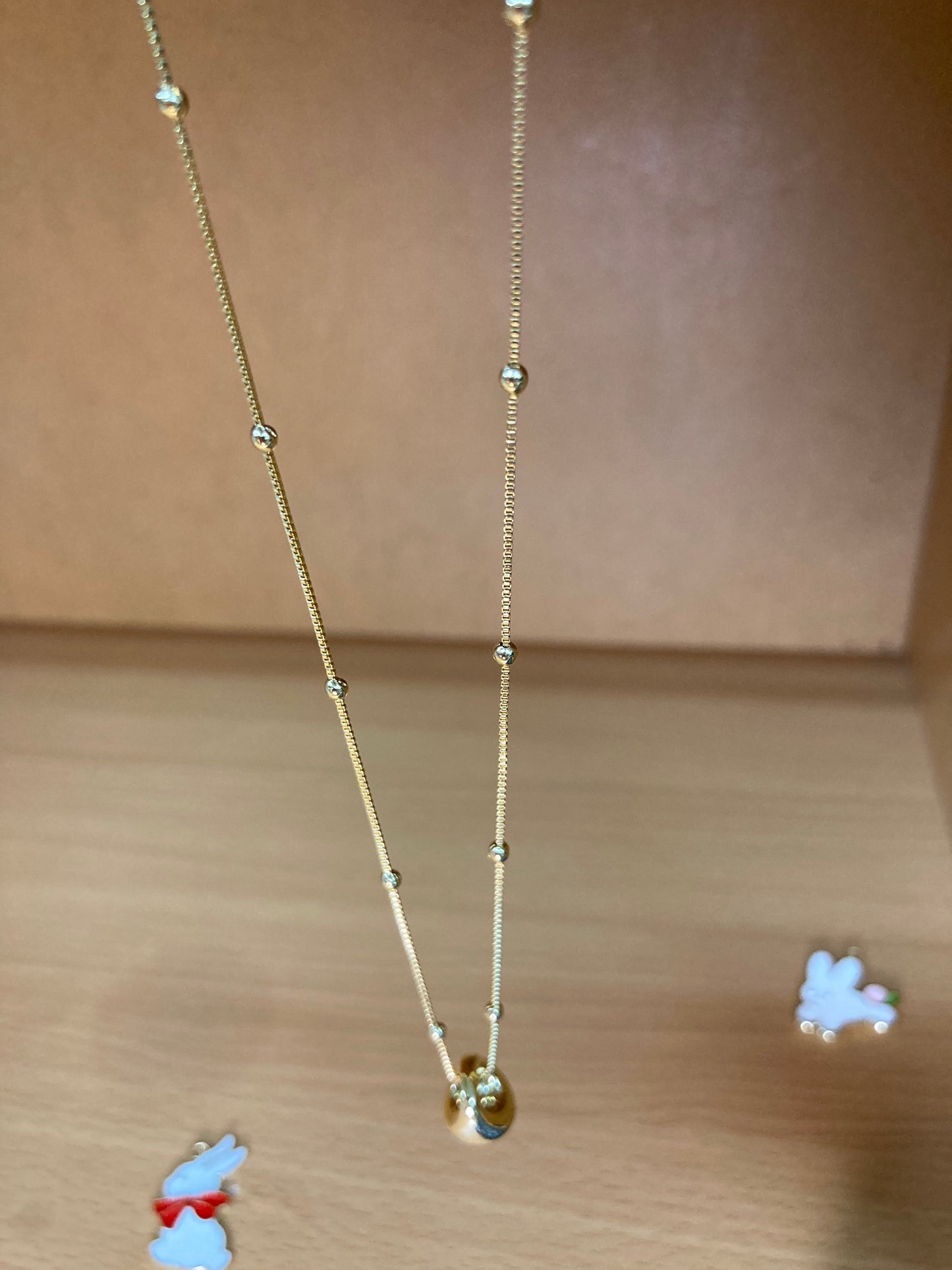 Tiny Treasures Seoul - Mini Organic Drop Necklace (Gold) Side View