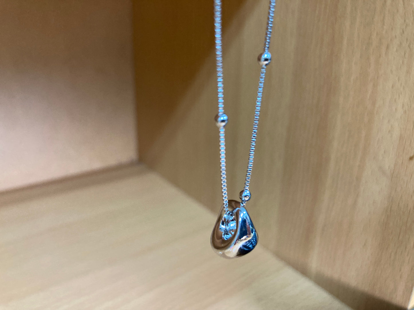 Tiny Treasures Seoul - Mini Organic Drop Necklace (Silver)