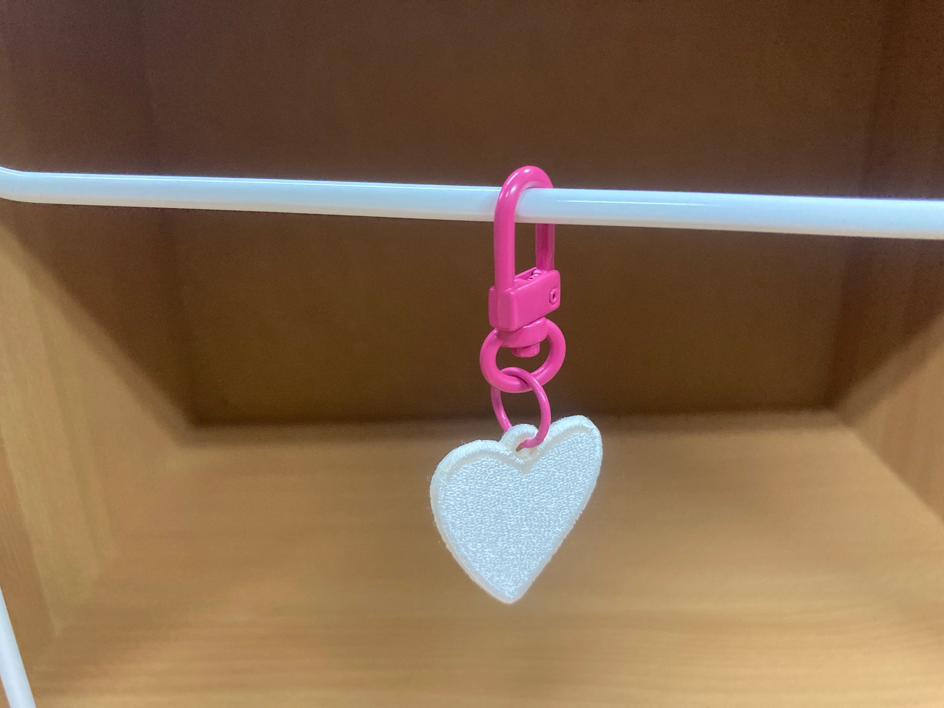 Tiny Treasures Seoul - Mini White Heart Embroidered Bag Charm