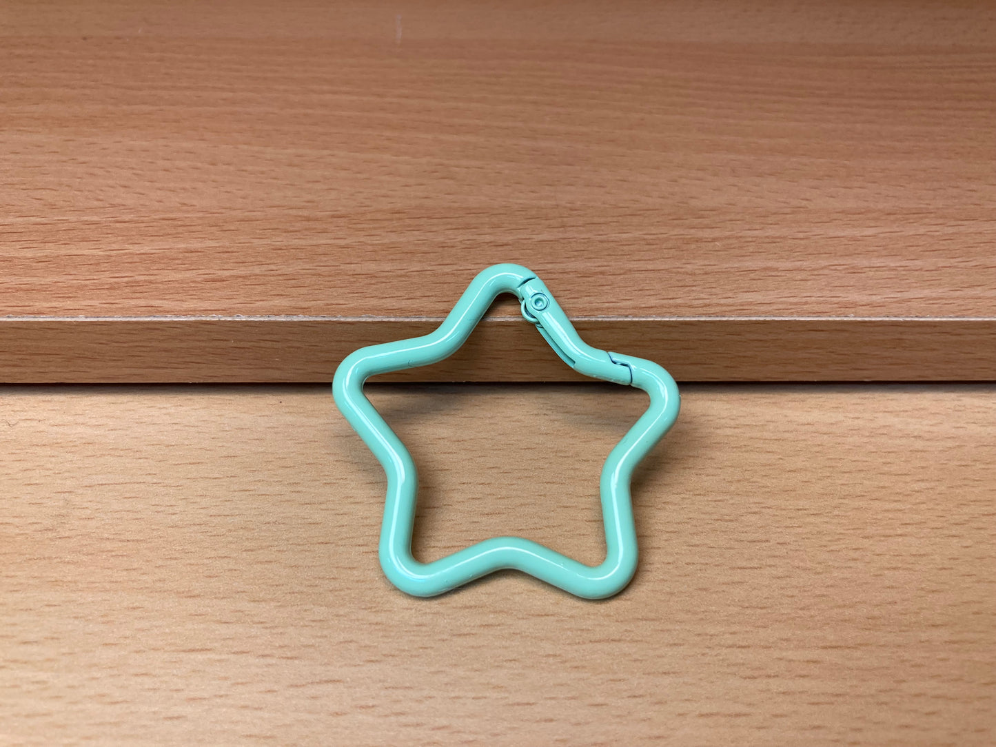 Tiny Treasures Seoul - Mint Green Star Shape Holder Key Ring