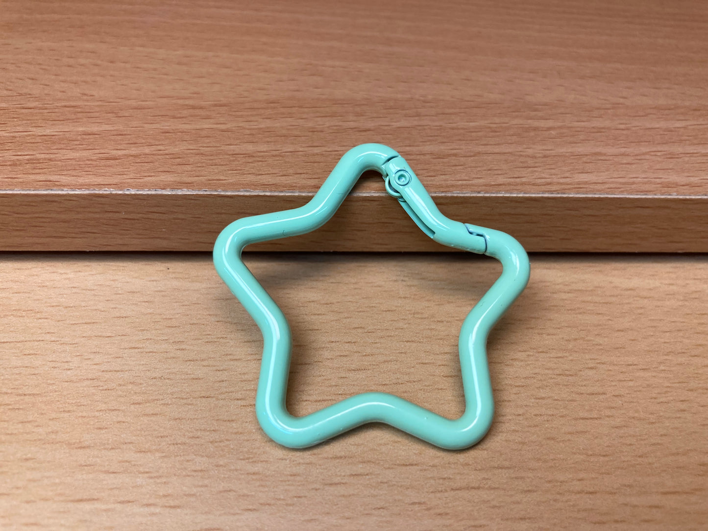 Tiny Treasures Seoul - Mint Green Star Shape Holder Key Ring