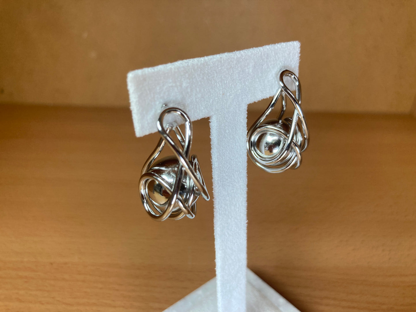 Tiny Treasures Seoul - Orbital Ball Drop Earrings (Silver)