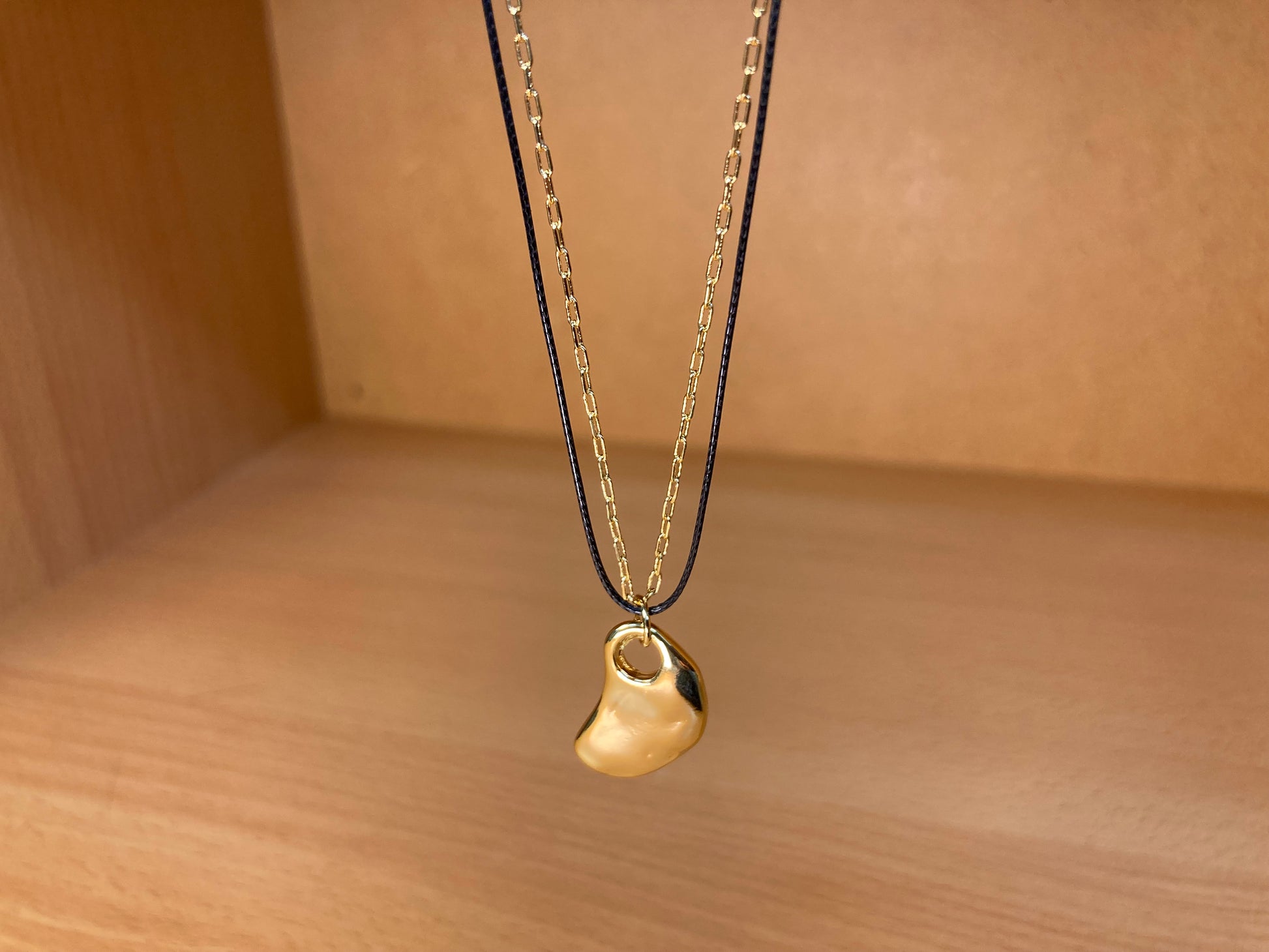 Tiny Treasures Seoul - Organic Gold Drop Layered Necklace