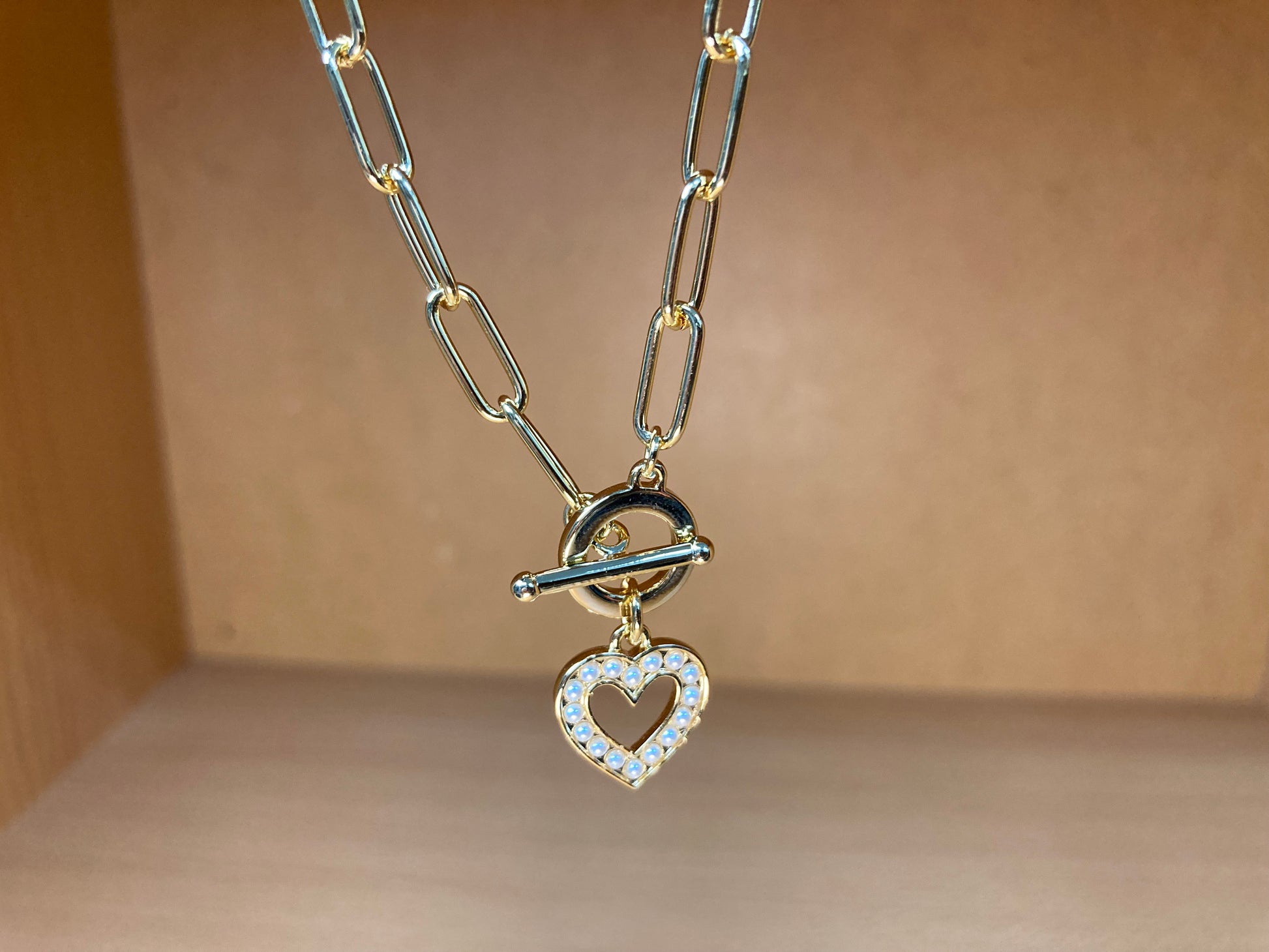 Tiny Treasures Seoul - Paperclip Toggle Cubic Heart Necklace
