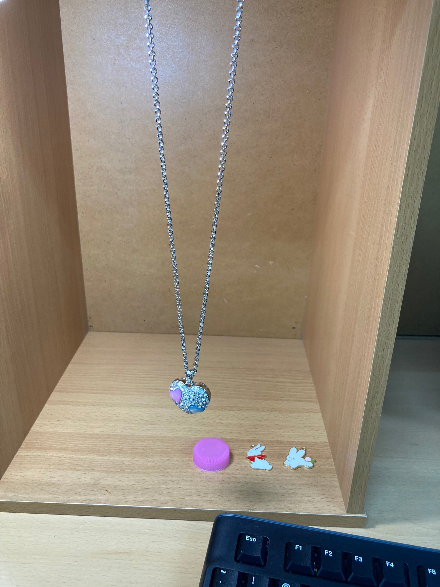 Pastel Heart Pendant Necklace (Silver)