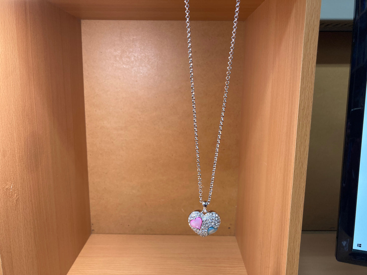 Pastel Heart Pendant Necklace (Silver)