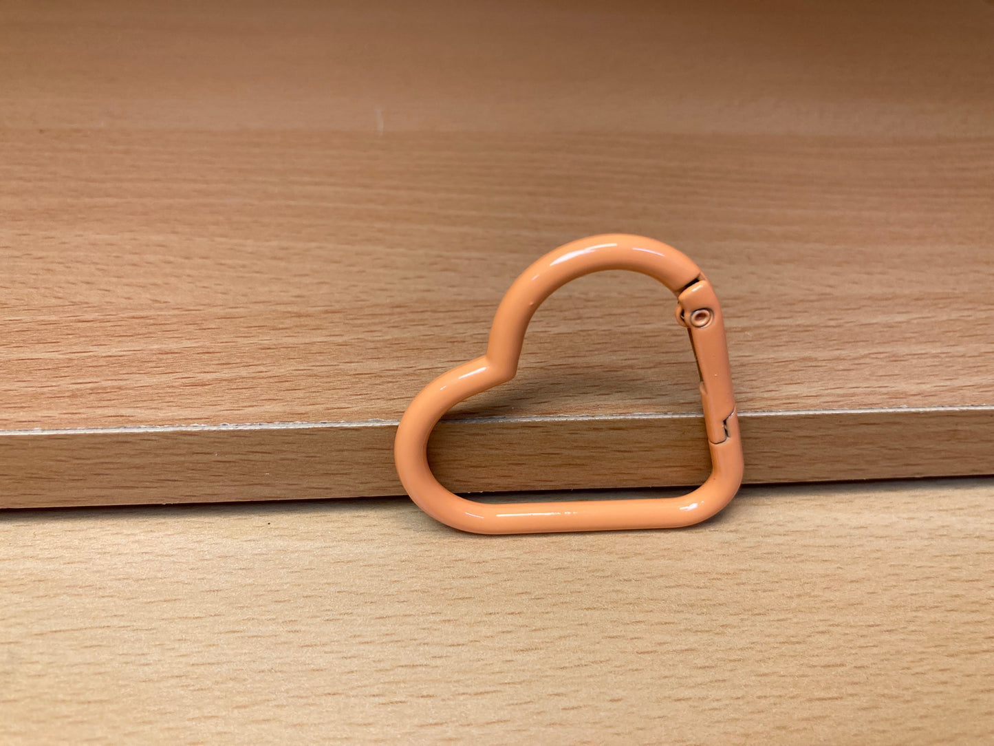Tiny Treasures Seoul - Peach Heart Shape Holder Key Ring