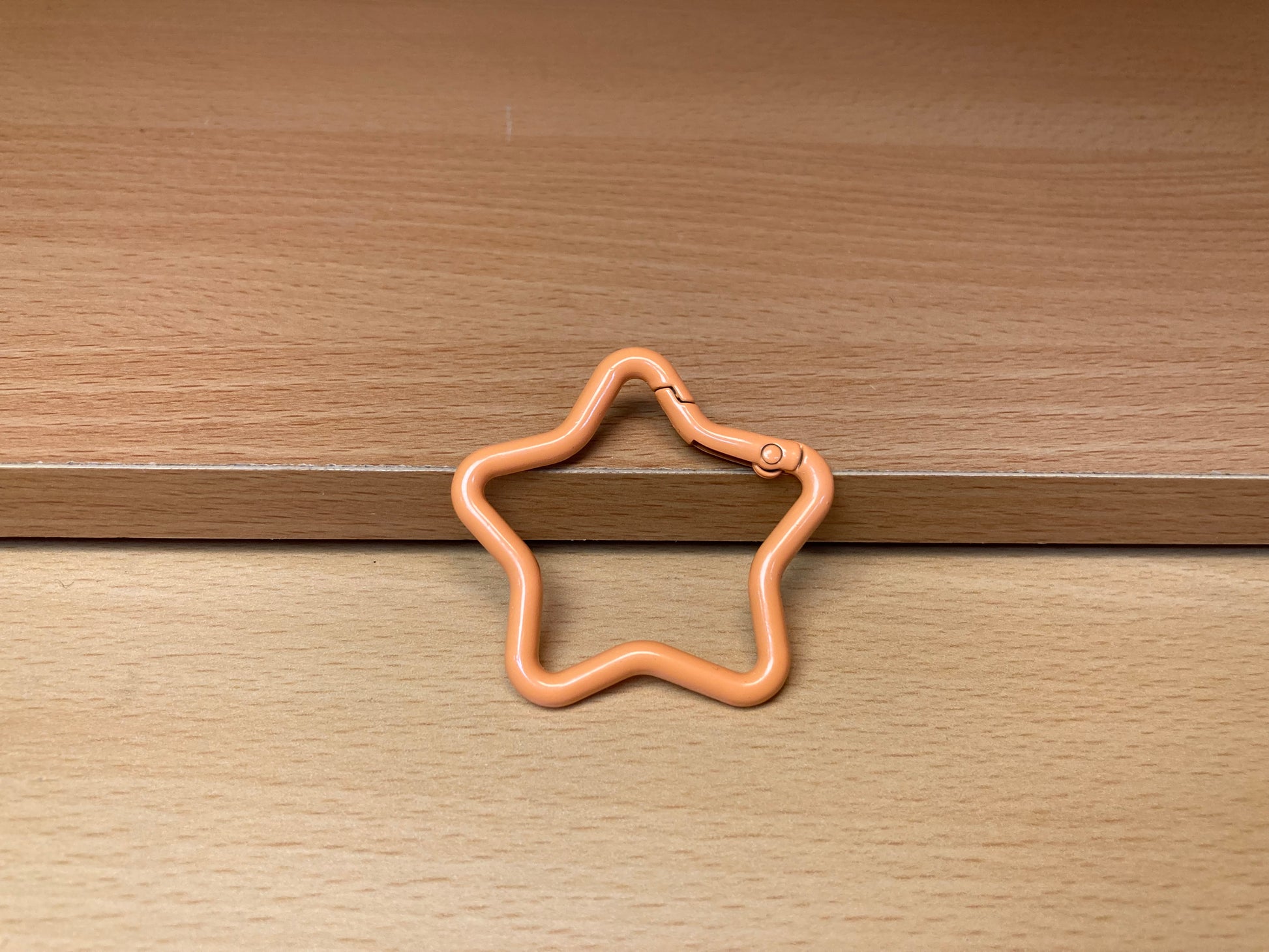Tiny Treasures Seoul - Peach Star Shape Holder Key Ring