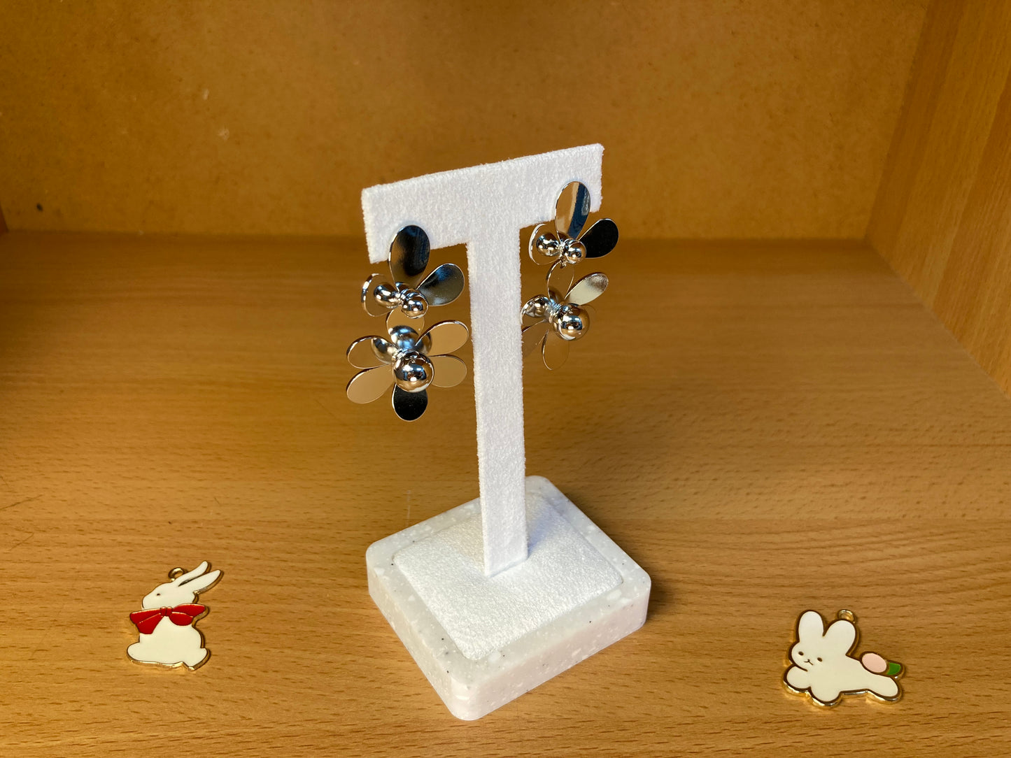 Tiny Treasures Seoul - Petal Link Drop Earrings (Silver)