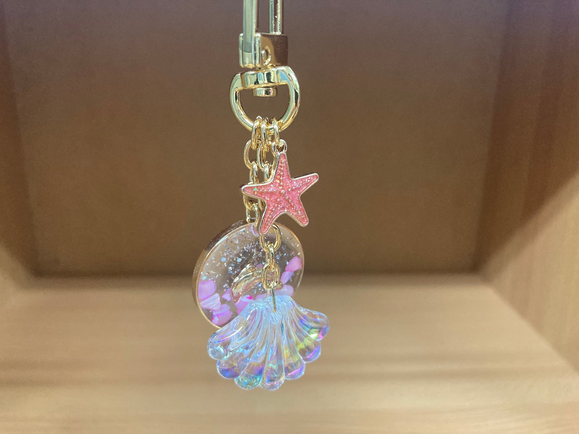 Tiny Treasures Seoul - Pink Starfish, Shell & Dolphin Glitter Bag Charm 10