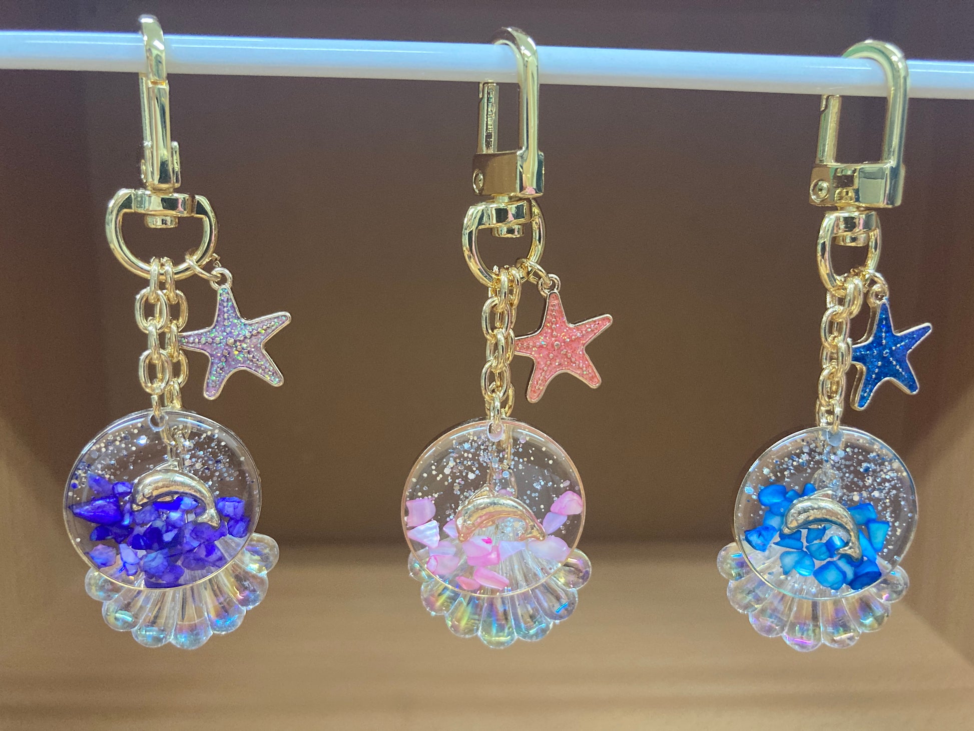 Tiny Treasures Seoul - Pink Starfish, Shell & Dolphin Glitter Bag Charm 11