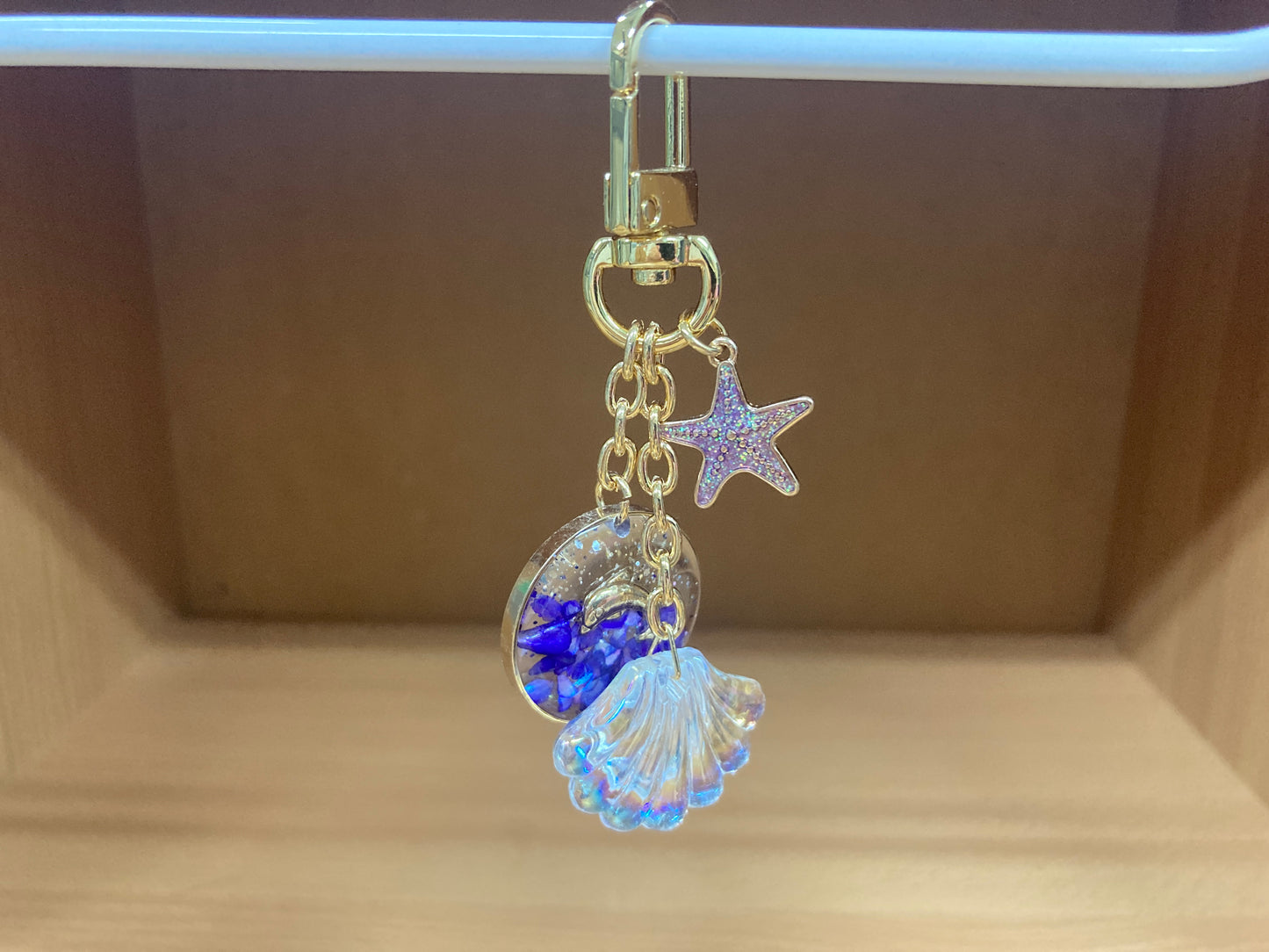 Tiny Treasures Seoul - Purple Starfish, Shell & Dolphin Glitter Bag Charm 4