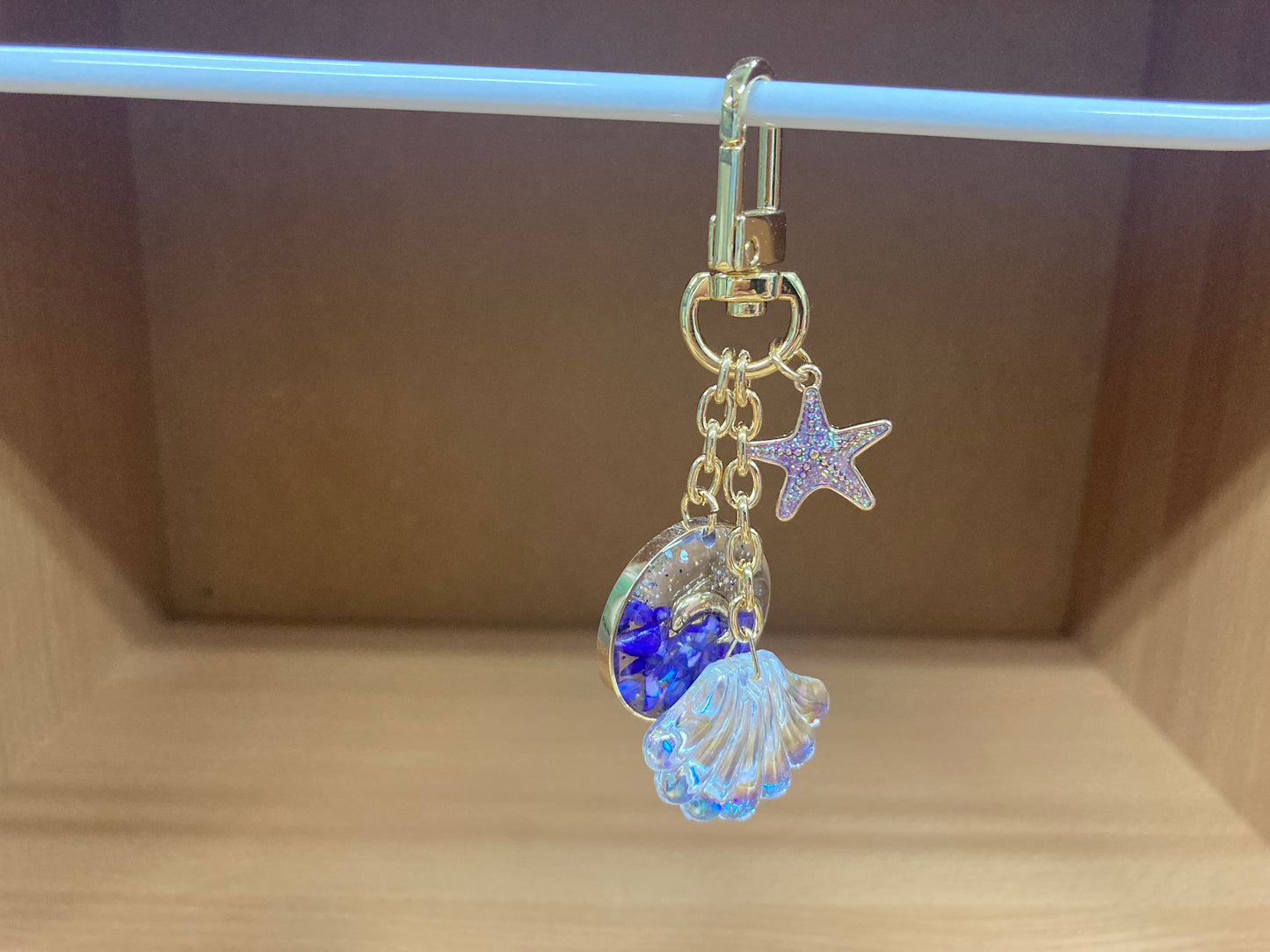 Tiny Treasures Seoul - Purple Starfish, Shell & Dolphin Glitter Bag Charm 5