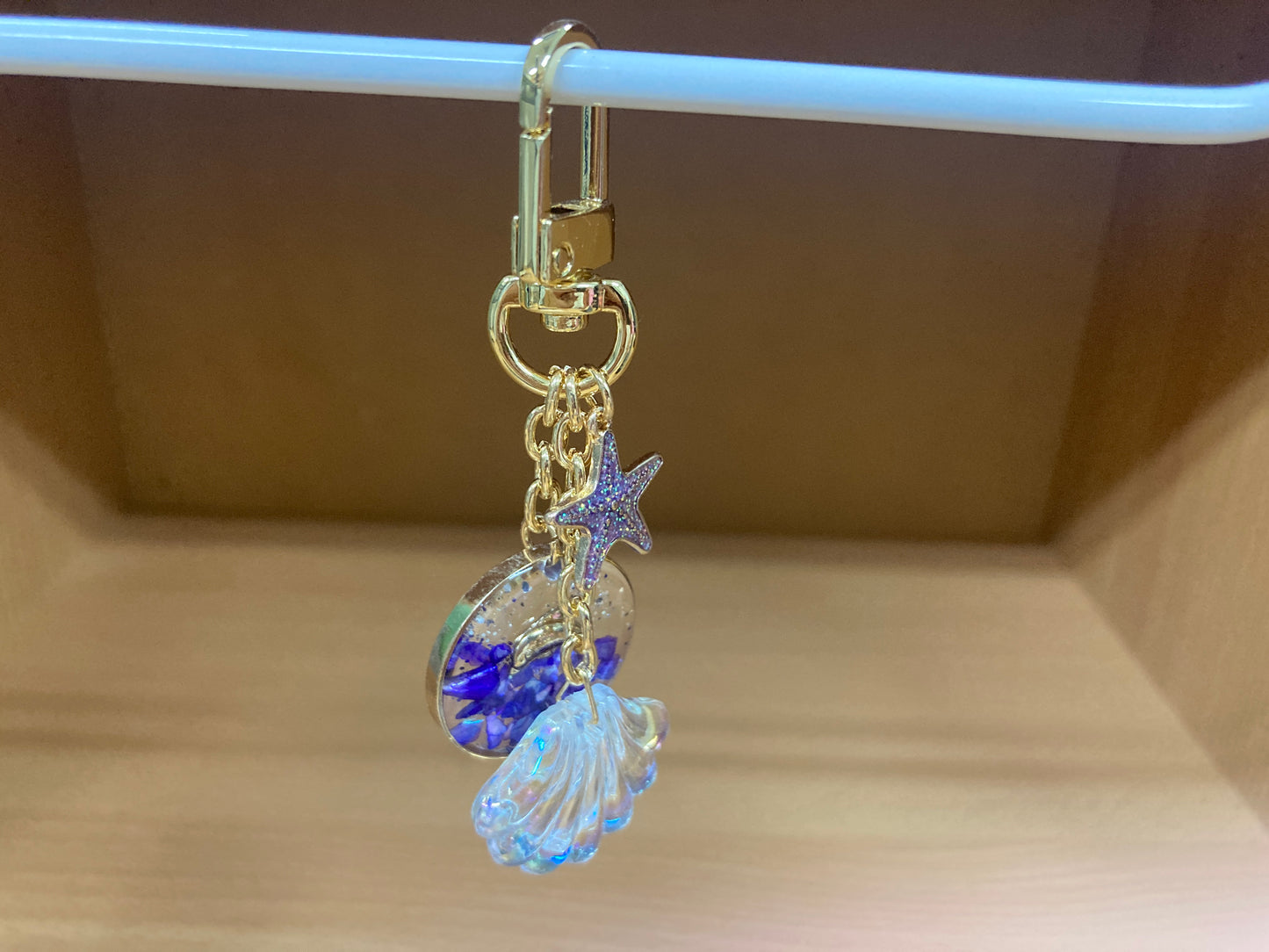 Tiny Treasures Seoul - Purple Starfish, Shell & Dolphin Glitter Bag Charm 6