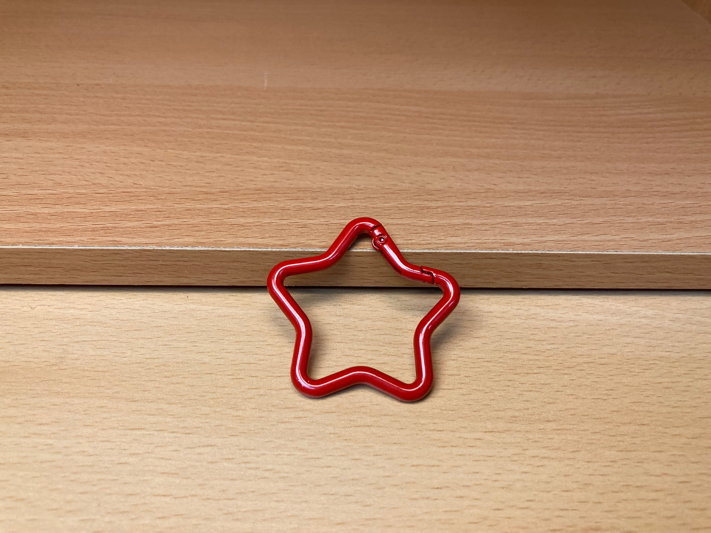 Tiny Treasures Seoul - Red Star Shape Holder Key Ring