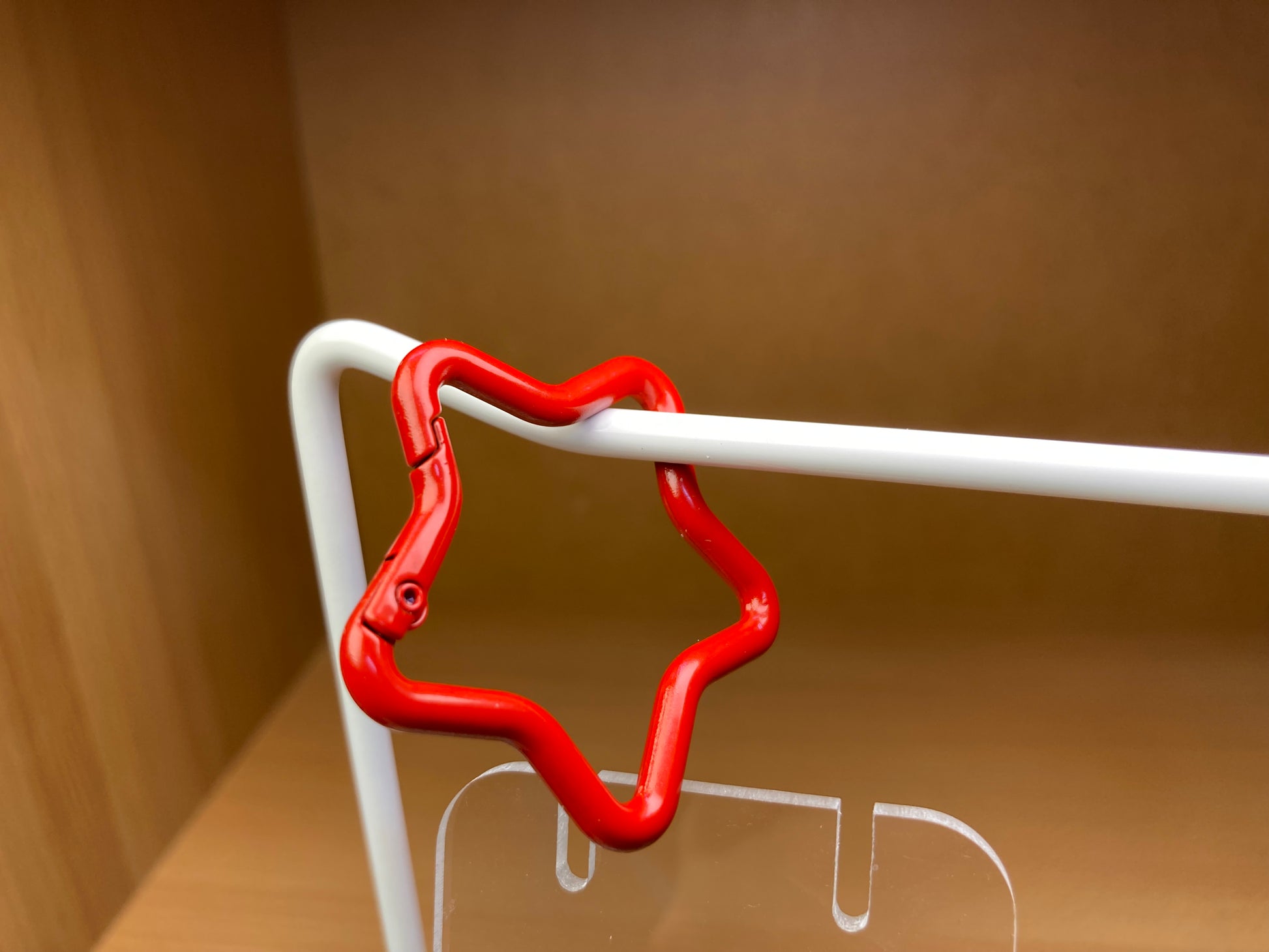 Tiny Treasures Seoul - Red Star Shape Holder Key Ring