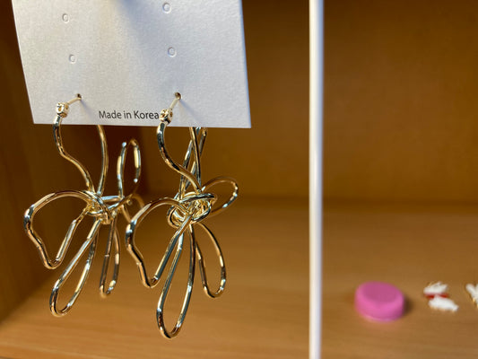 Sculptural Gold Wire Flower Hoop Earrings