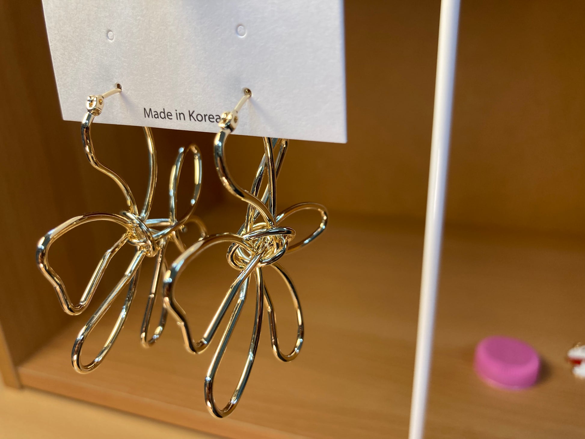 Tiny Treasures Seoul - Sculptural Gold Wire Flower Hoop Earrings