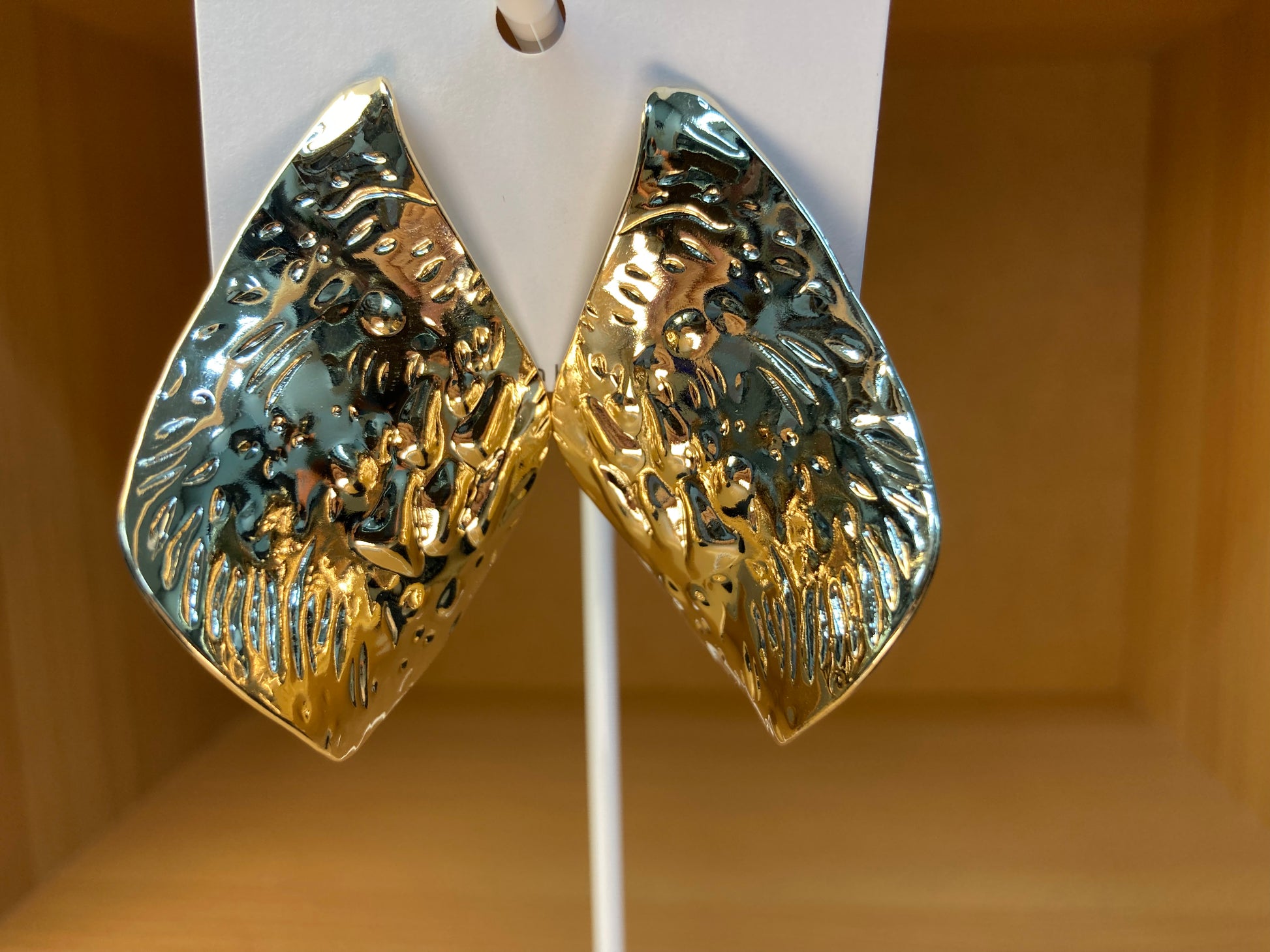 Tiny Treasures Seoul - Sculptural Hammered Gold Statement Earrings