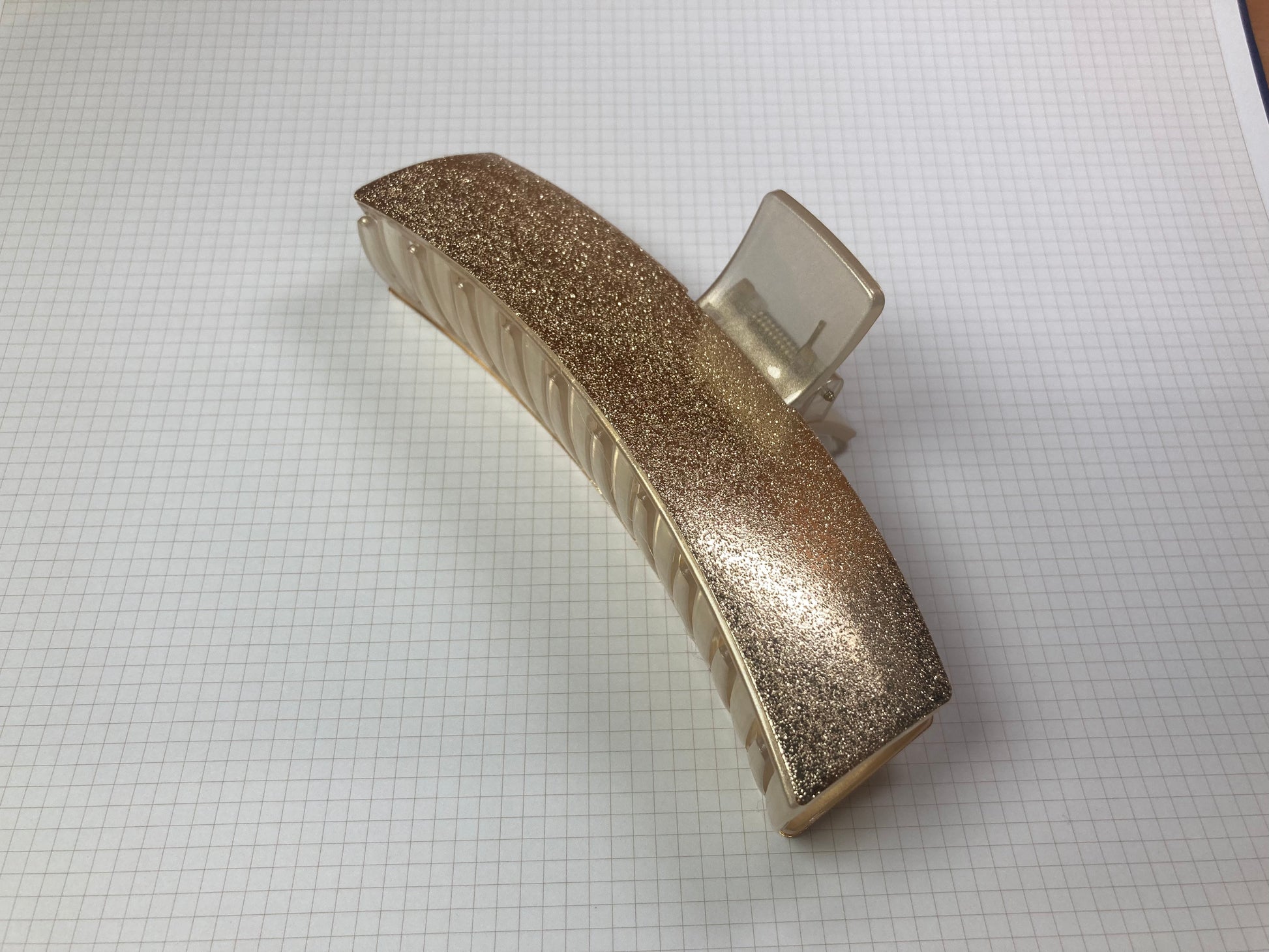 Tiny Treasures Seoul - Shimmer Gold Long Bar Hair Claw Front Side 7