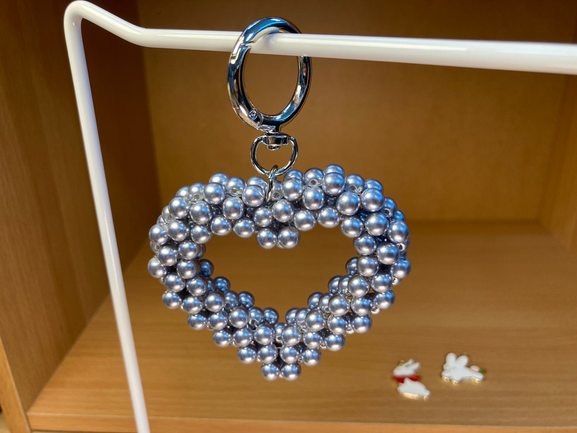 Tiny Treasures Seoul - Silver Pearl Big Heart Bag Charm Key Chain