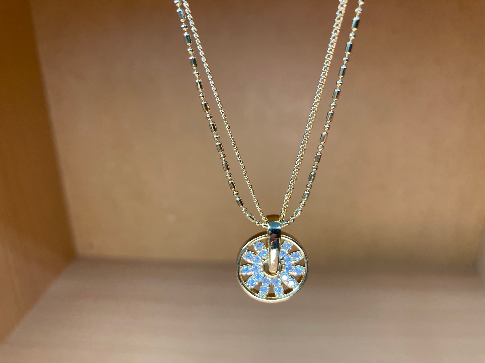 Tiny Treasures Seoul - Sunburst Double Chain Pendant Necklace (Gold) Chain View