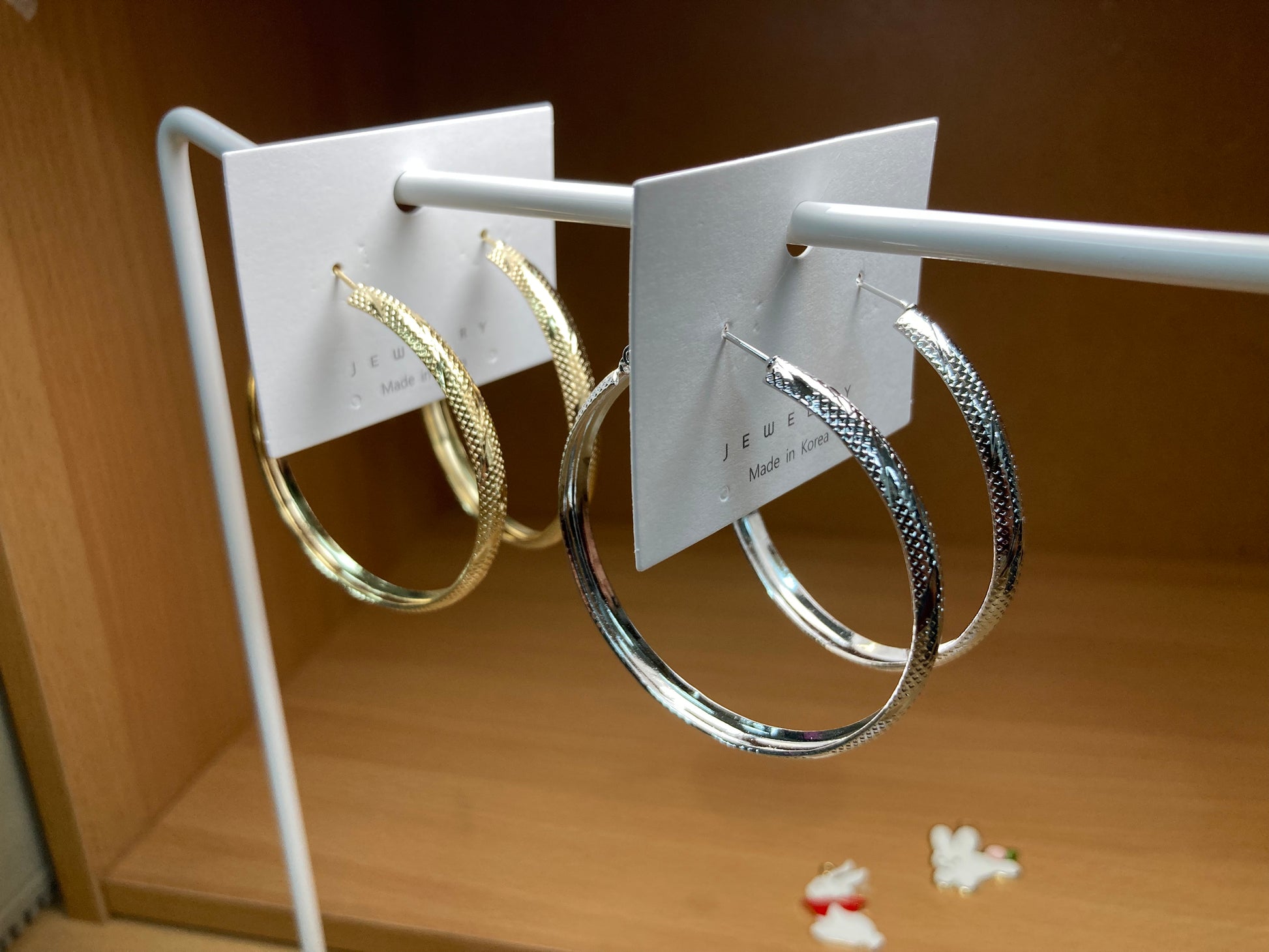 Tiny Treasures Seoul - Textured Twist Hoop Earrings (Gold)