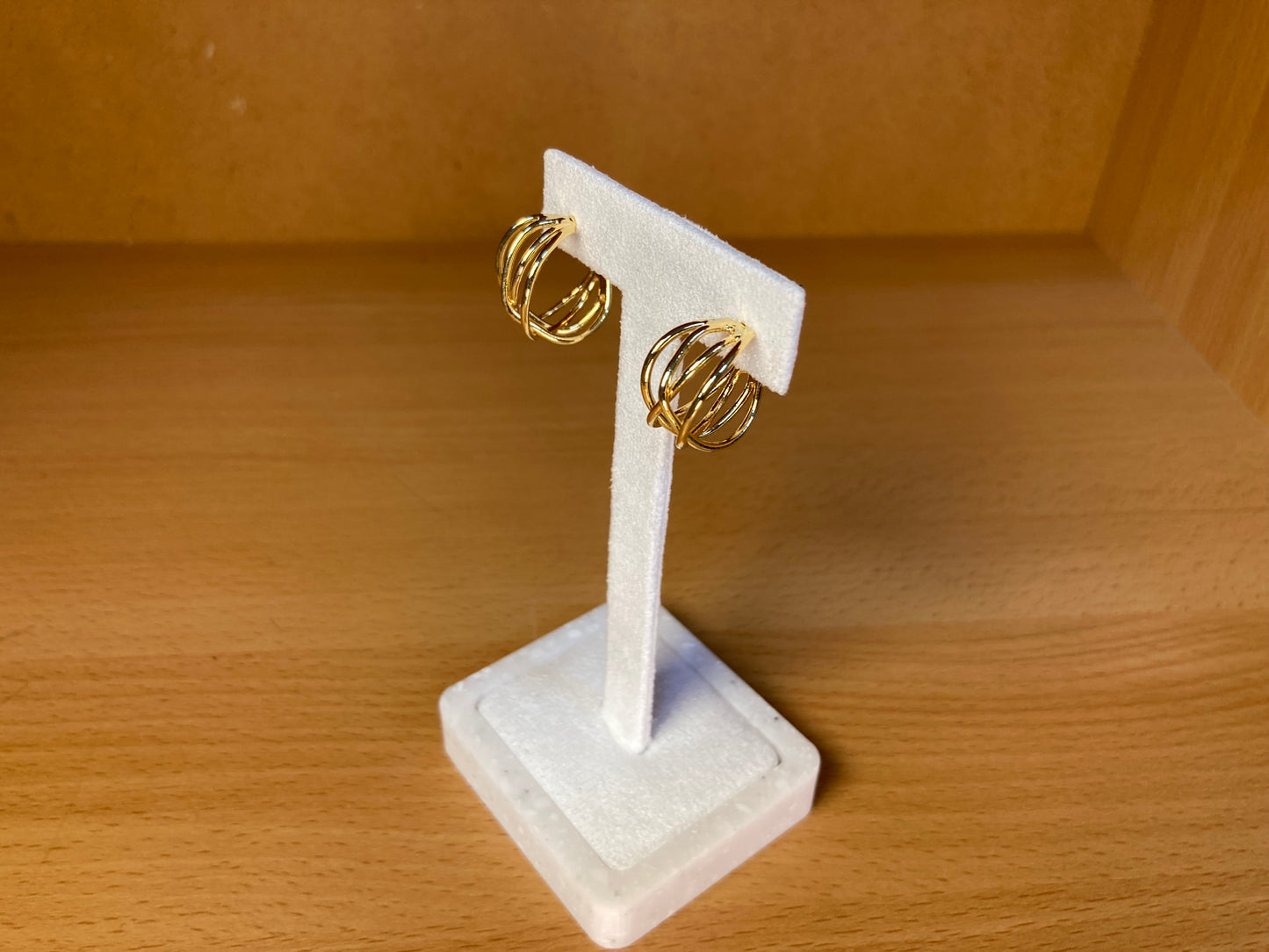 Tiny Treasures Seoul - Thin Entangle Hoop Earrings
