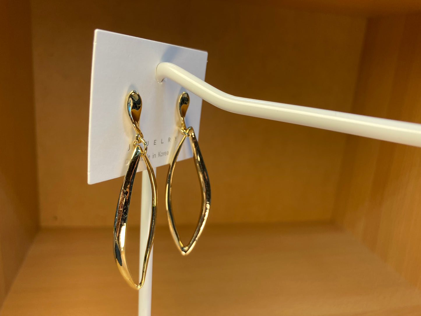 Tiny Treasures Seoul - Twisted Marquise Drop Earrings (Gold)