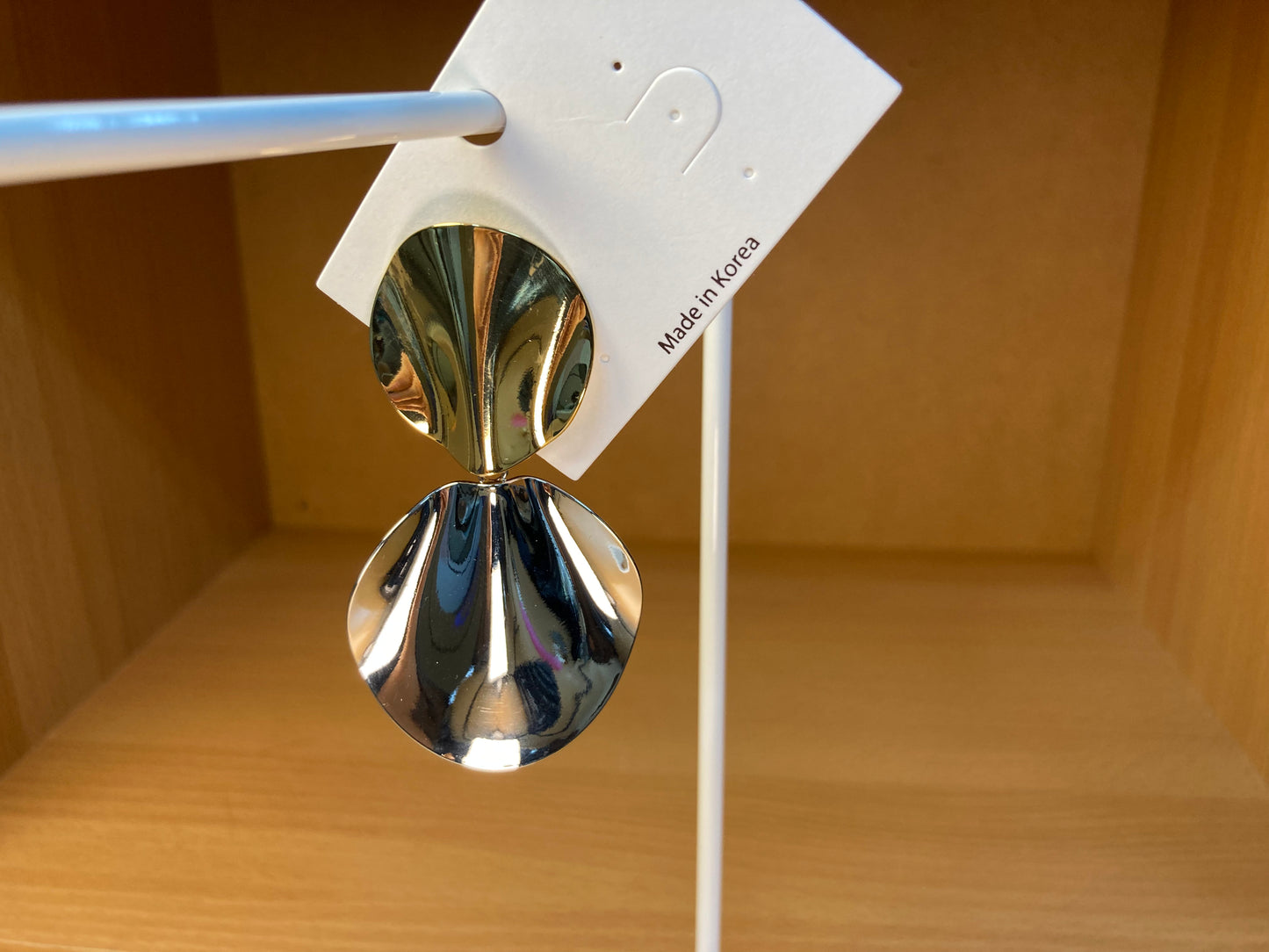 Tiny Treasures Seoul - Two-Tone Sculptural Wave Drop Earrings