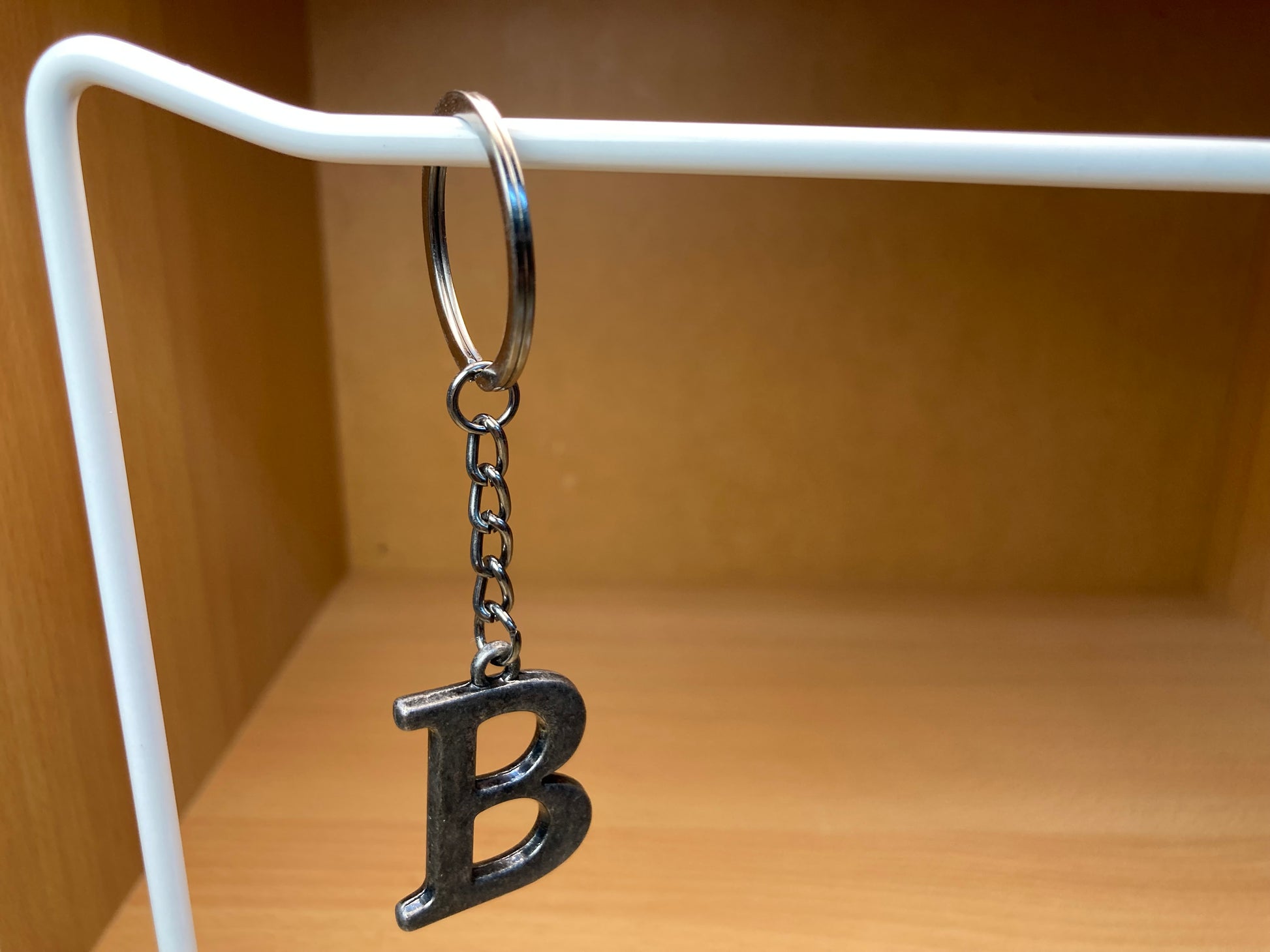 Tiny Treasures Seoul - Vintage Initial B Key Chain