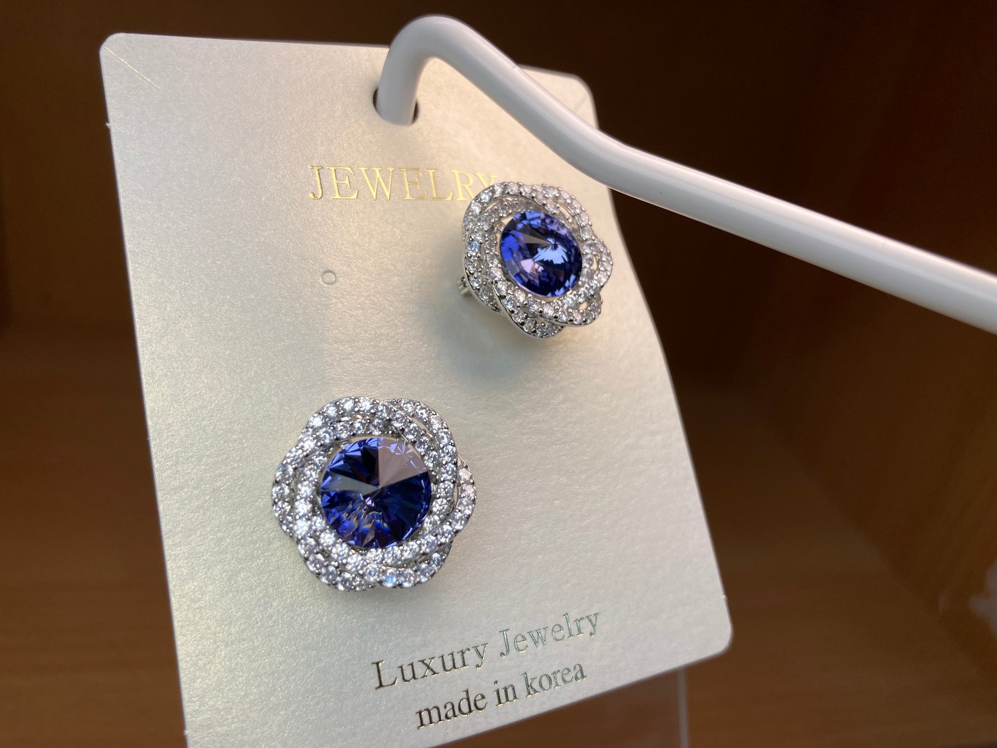 Tiny Treasures Seoul - Violet Swarovski Crystal Flower Brooch Set (2 Pieces)