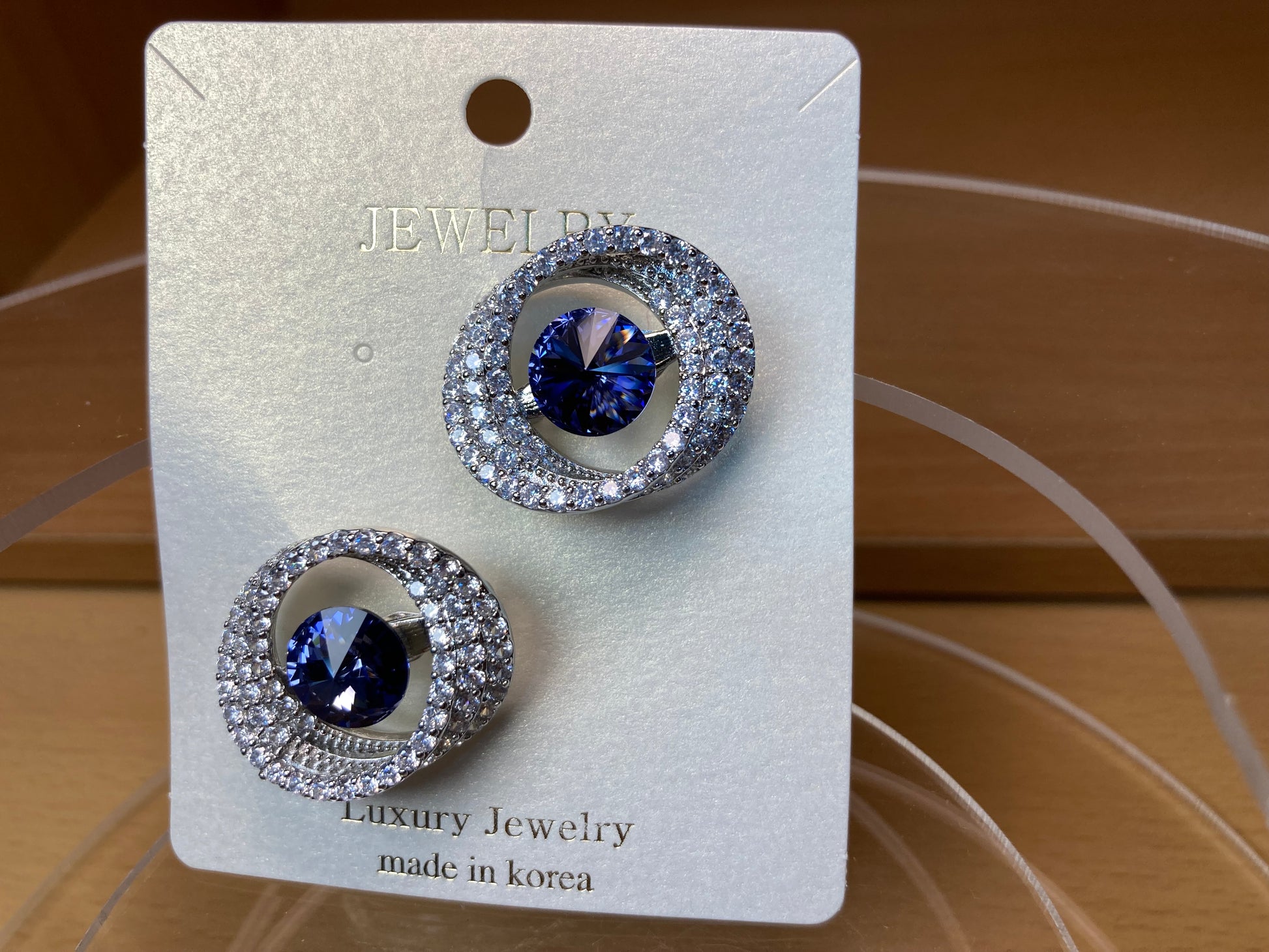 Tiny Treasures Seoul - Violet Swarovski Crystal Oval Brooch Set (2 Pieces)
