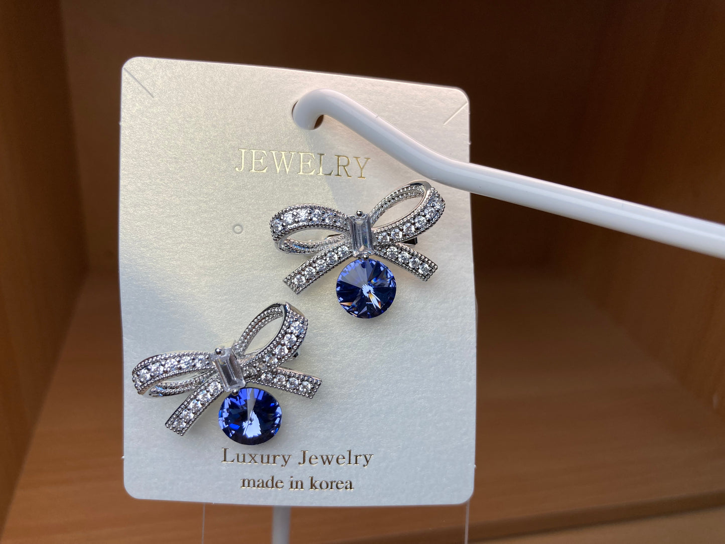 Tiny Treasures Seoul - Violet Swarovski Crystal Ribbon Brooch Set (2 Pieces)